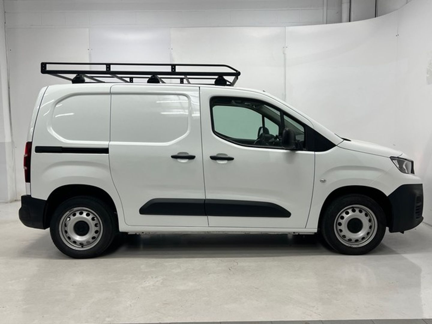 Peugeot Partner Furgon BlueHDi 100 Pro Standard 600kg 73 kW (98 CV)
