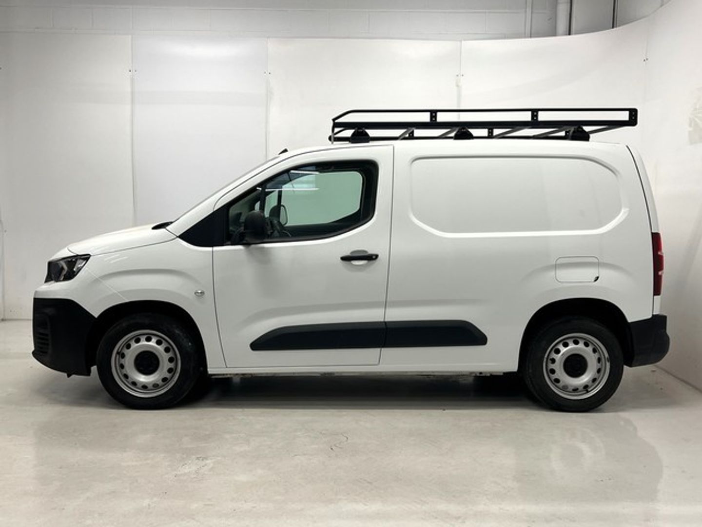 Peugeot Partner Furgon BlueHDi 100 Pro Standard 600kg 73 kW (98 CV)