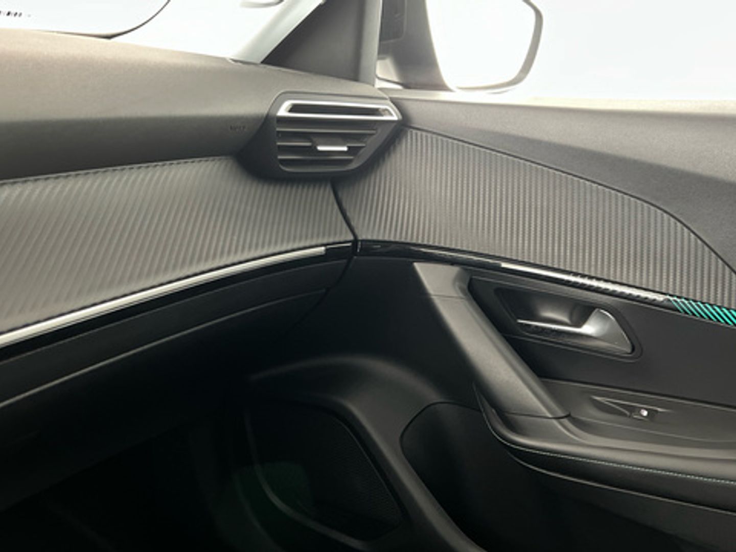 Peugeot 2008 PureTech 100 S&S Allure 75 kW (100 CV)