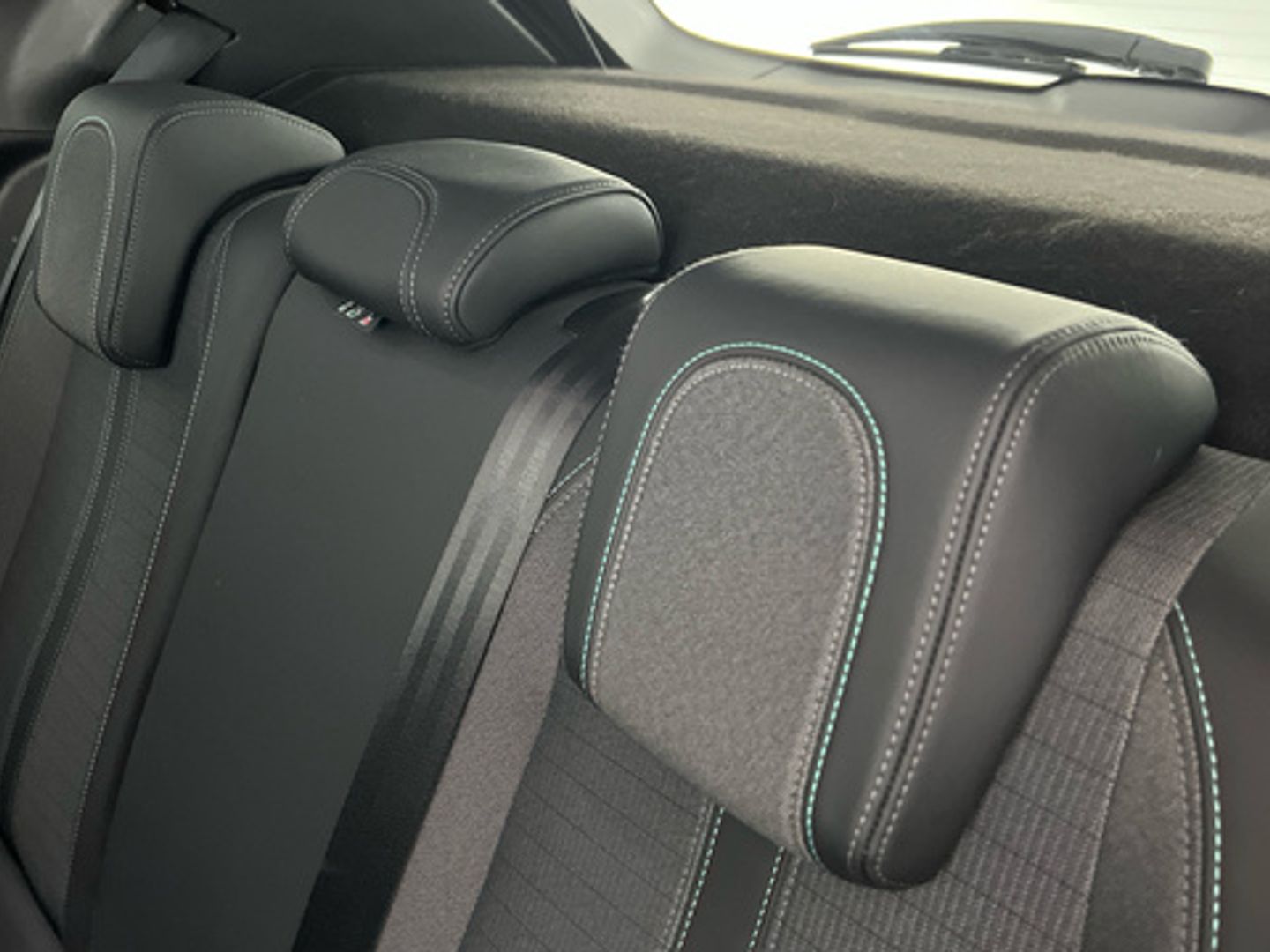 Peugeot 2008 PureTech 100 S&S Allure 75 kW (100 CV)