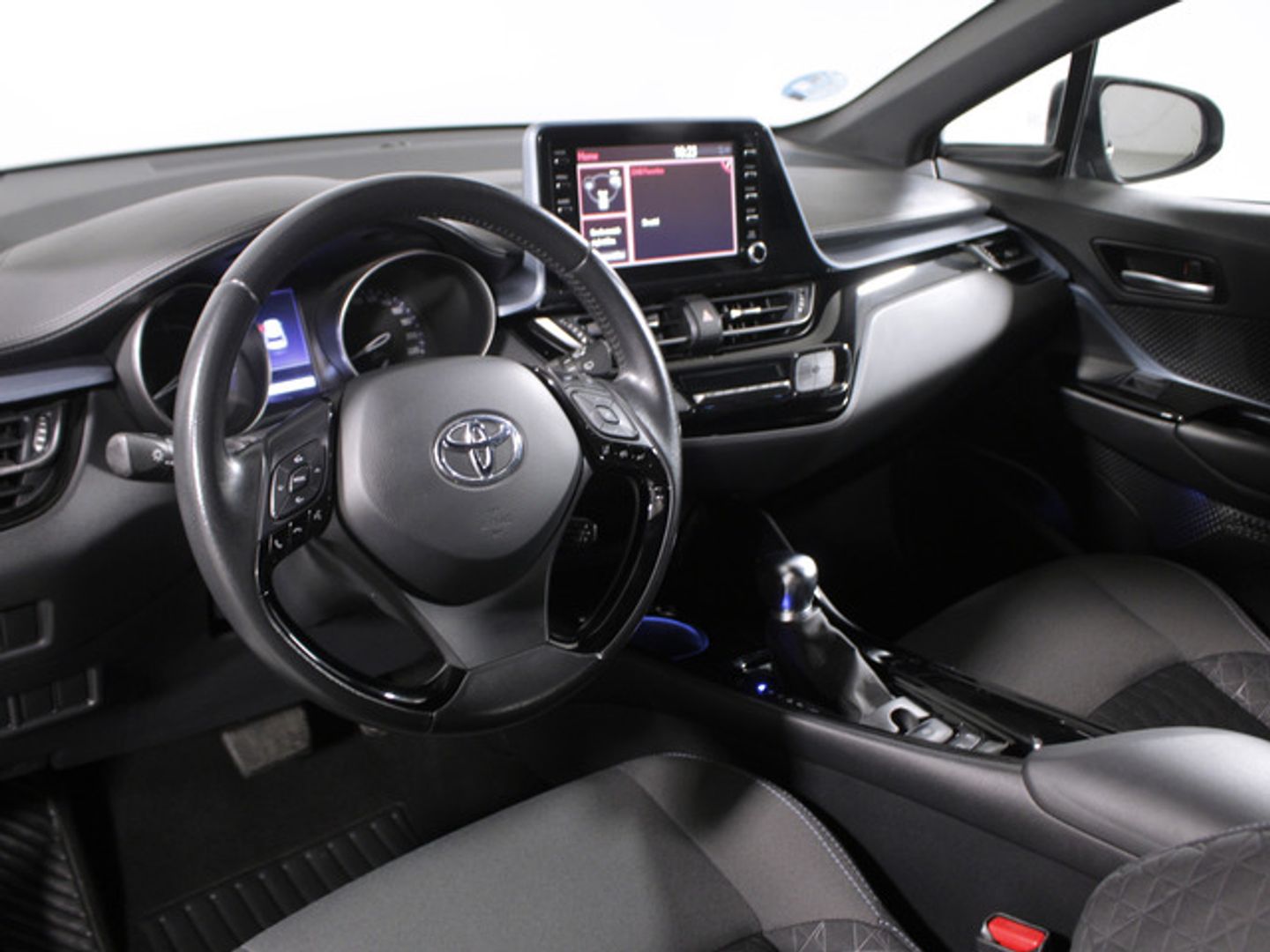 Toyota C-HR 1.8 125H Advance 90 kW (122 CV)