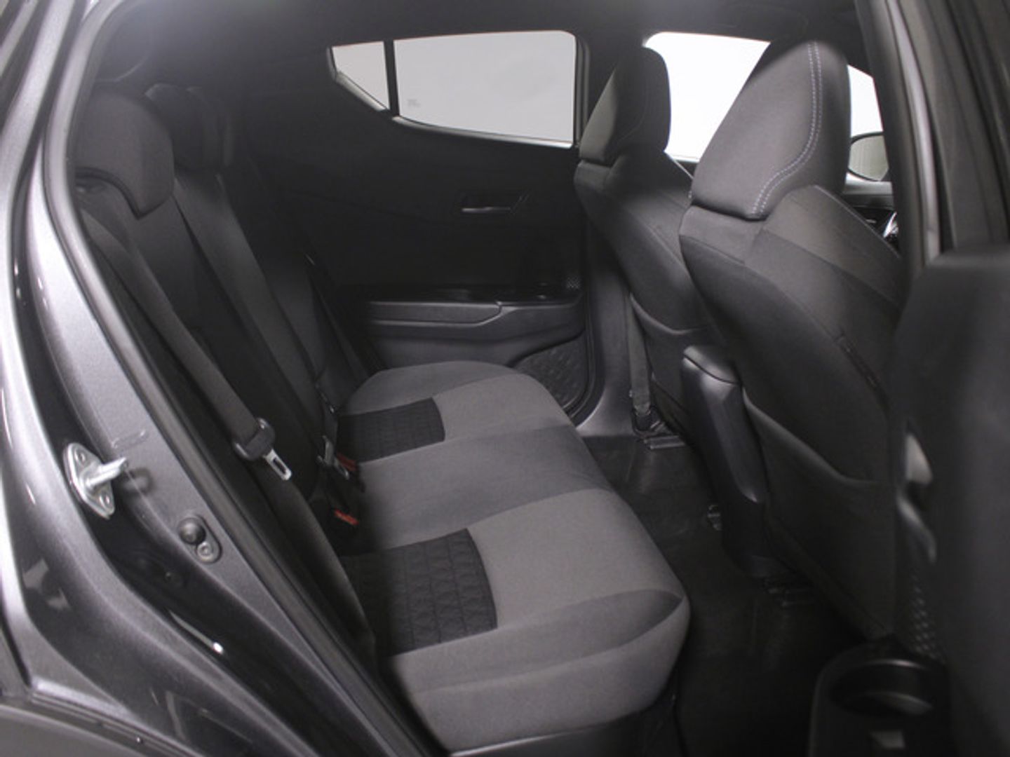 Toyota C-HR 1.8 125H Advance 90 kW (122 CV)