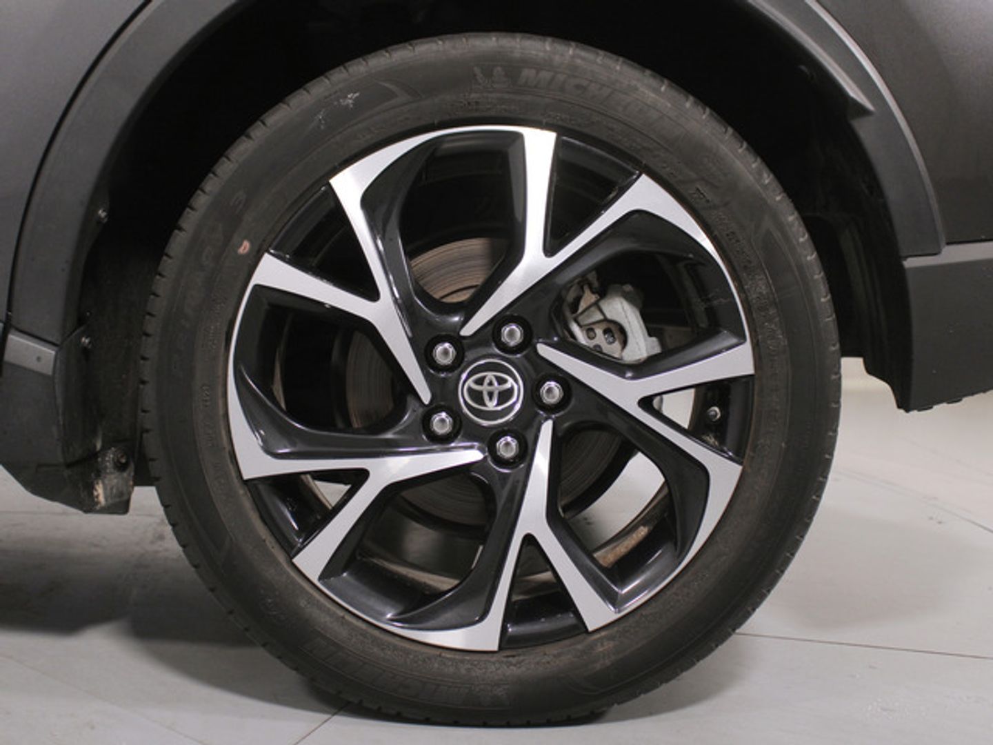 Toyota C-HR 1.8 125H Advance 90 kW (122 CV)