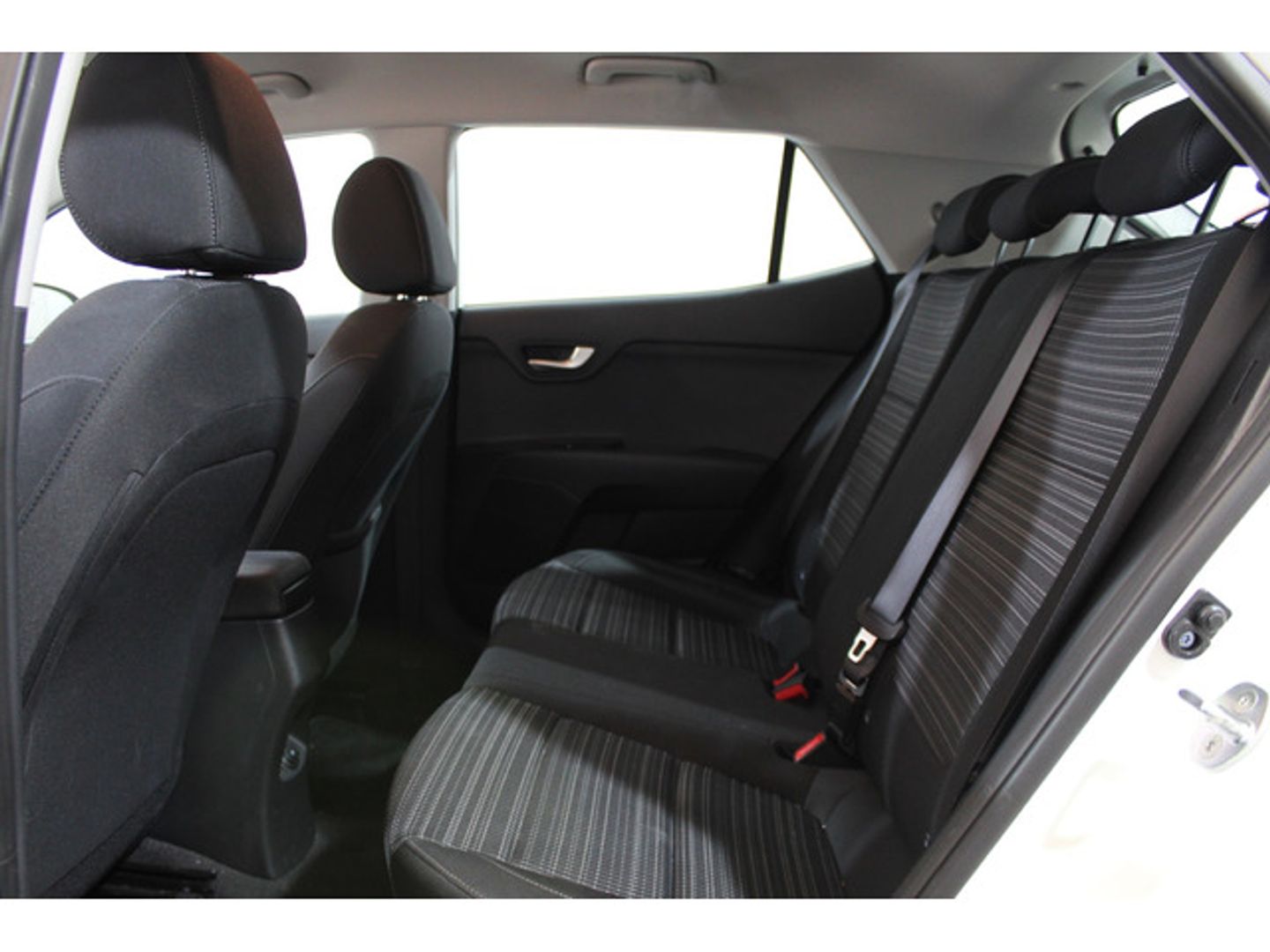 Kia Stonic 1.0 T-GDi MHEV Drive iMT 74 kW (100 CV)