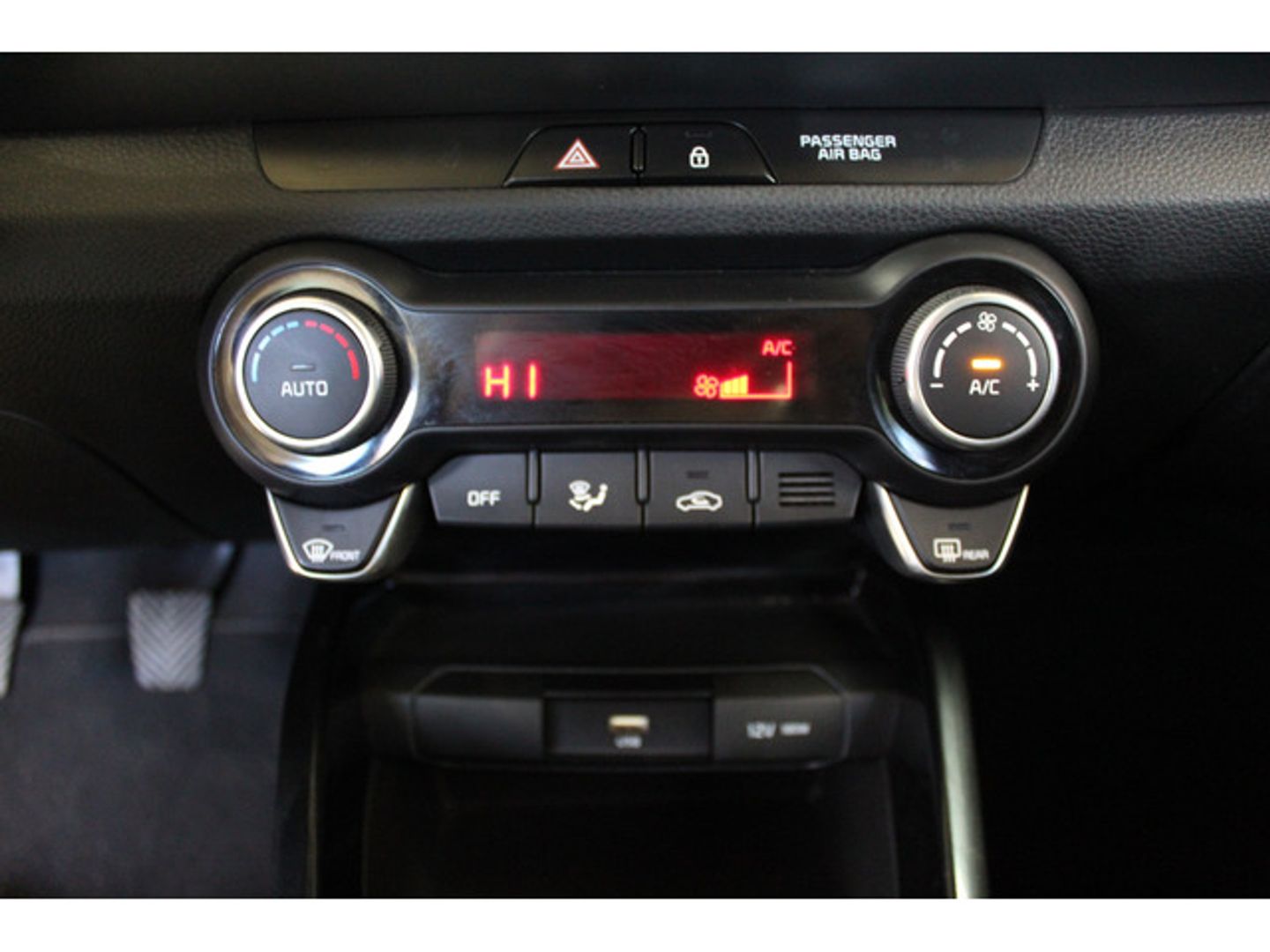 Kia Stonic 1.0 T-GDi MHEV Drive iMT 74 kW (100 CV)