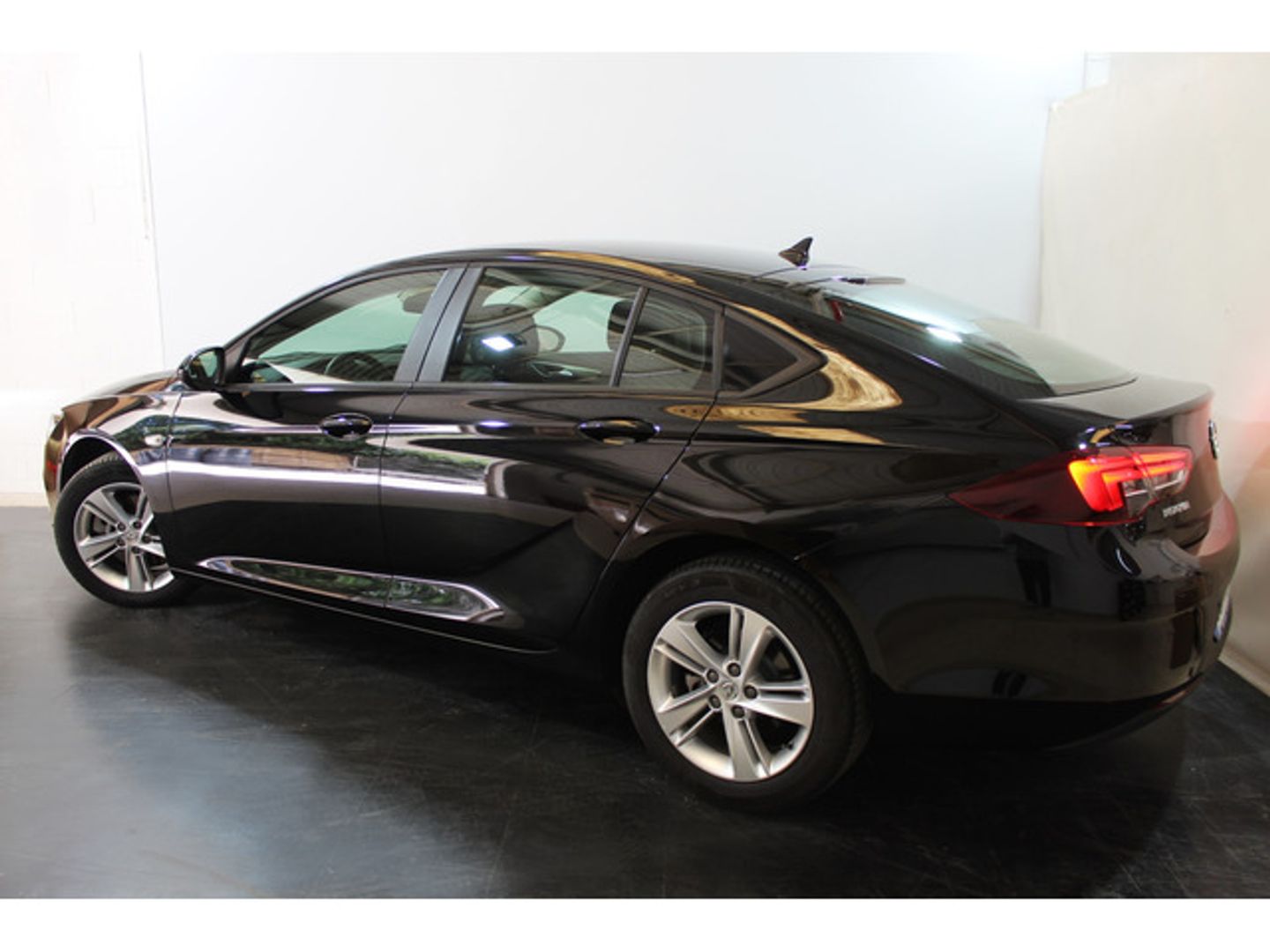 Opel Insignia 1.5D DVH GS Business Edition AT8 90 kW (122 CV)