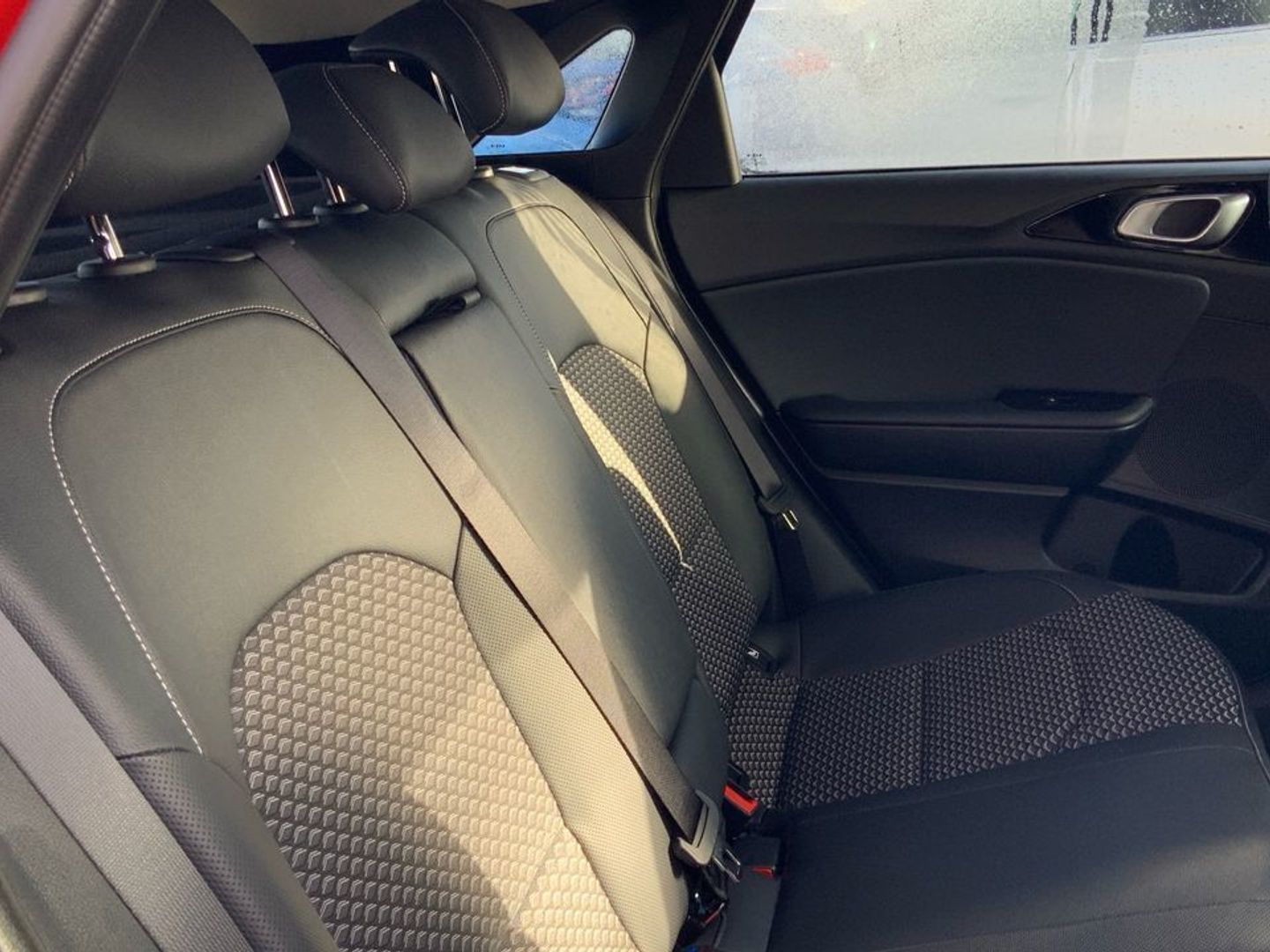 Kia Ceed 1.6 MHEV iMT Tech 100 kW (136 CV)