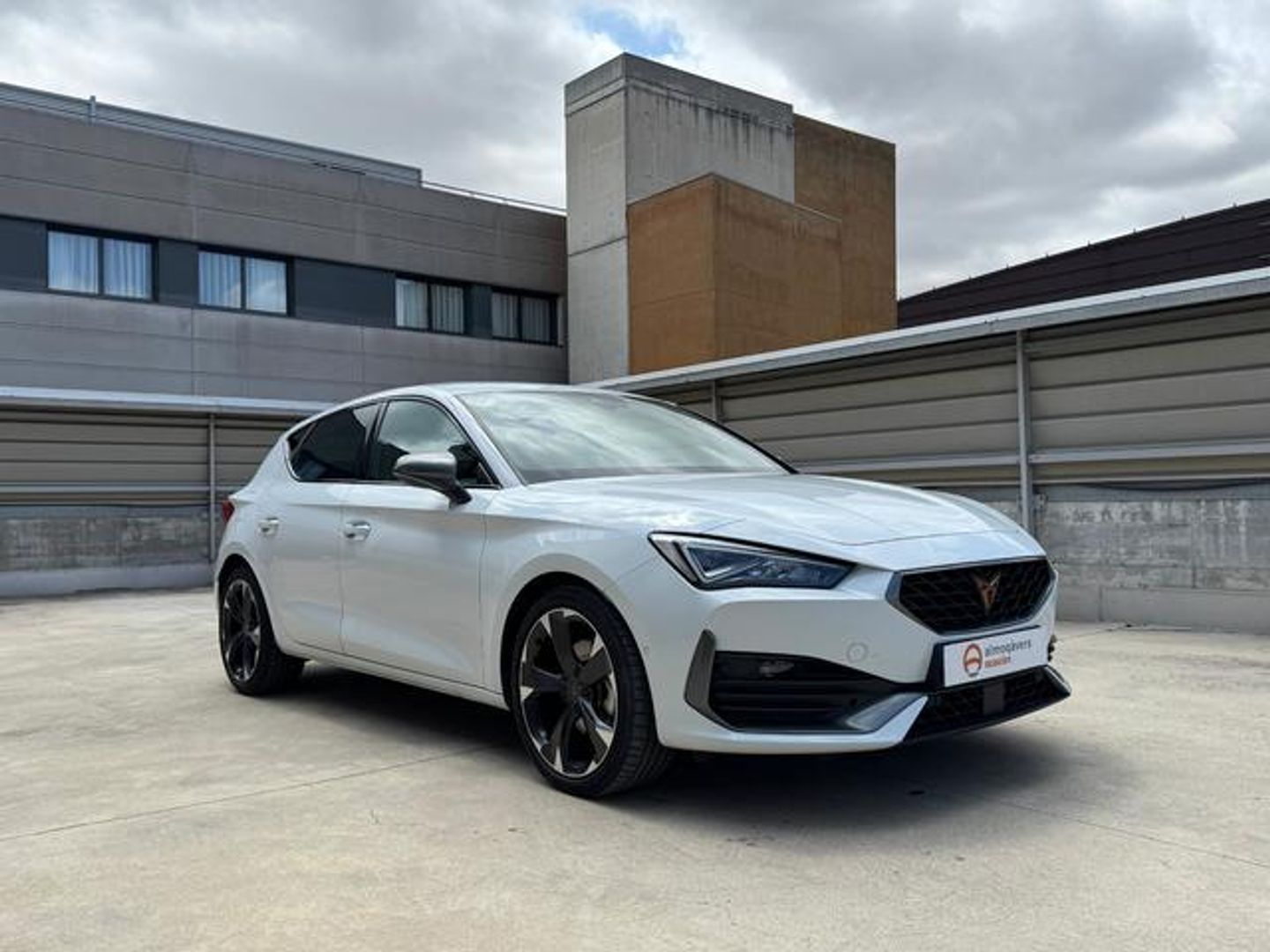 CUPRA León 1.5 eTSI DSG 110 kW (150 CV) Blanco Sedan