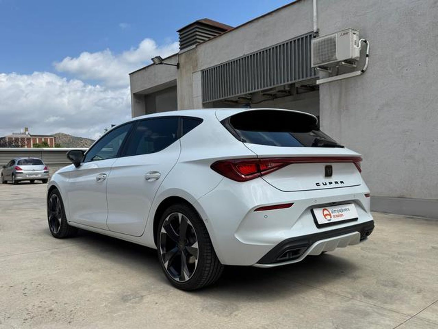 CUPRA León 1.5 eTSI DSG 110 kW (150 CV)