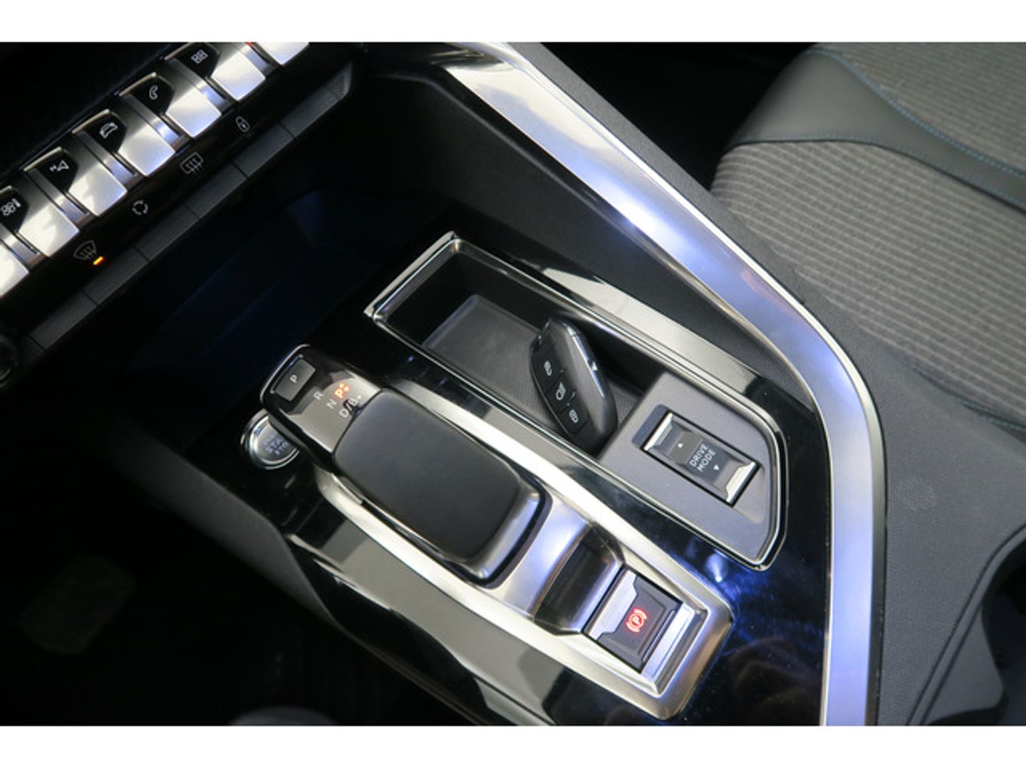 Peugeot 3008 Hybrid 225 Allure e-EAT8 165 kW (225 CV)