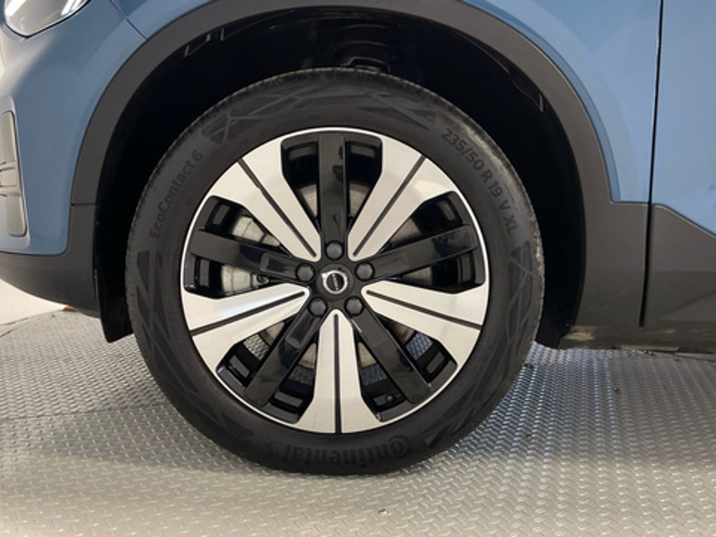 Volvo XC40 P8 Recharge Plus Twin Eléctrico AWD Auto 300 kW (408 CV)