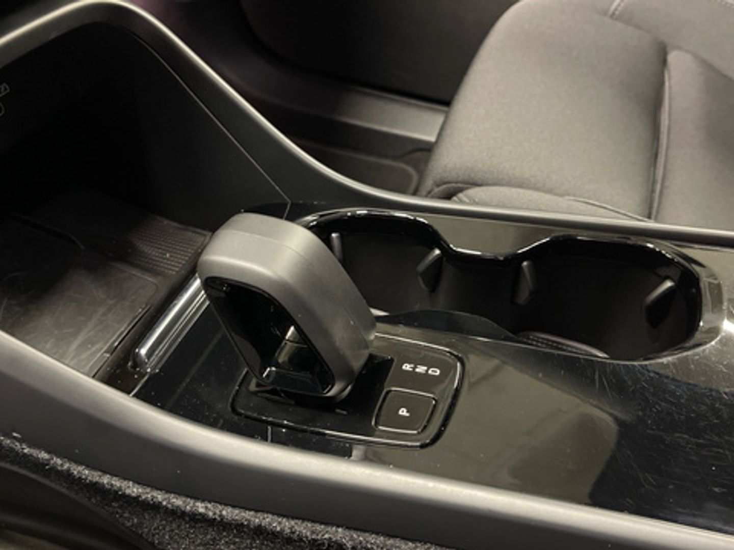 Volvo XC40 P8 Recharge Plus Twin Eléctrico AWD Auto 300 kW (408 CV)