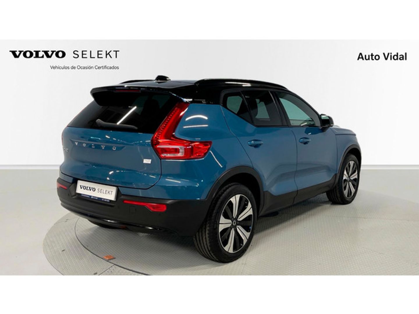 Volvo XC40 P8 Recharge Plus Twin Eléctrico AWD Auto 300 kW (408 CV)