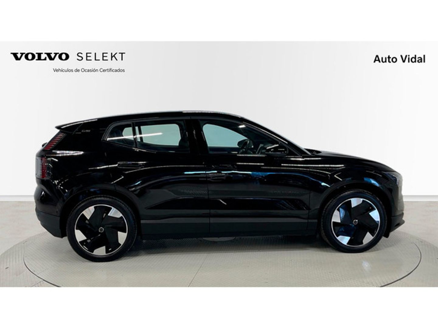 Volvo EX30 Single Motor Extended Range Ultra Auto 200 kW (272 CV)