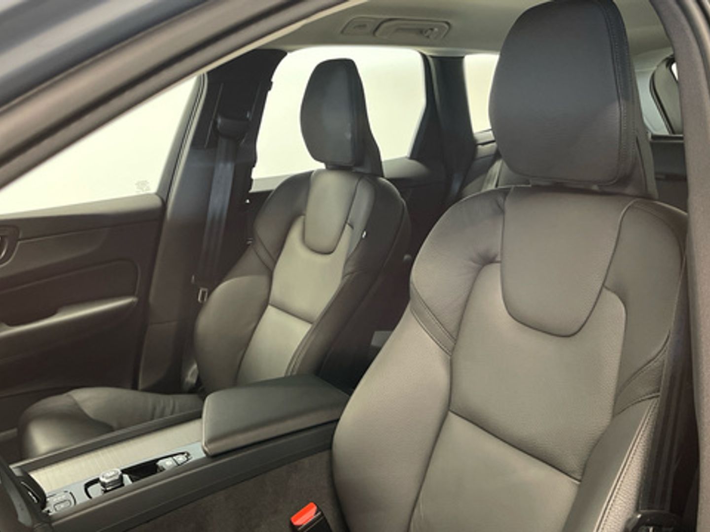 Volvo XC60 B4 D Core Auto 145 kW (197 CV)