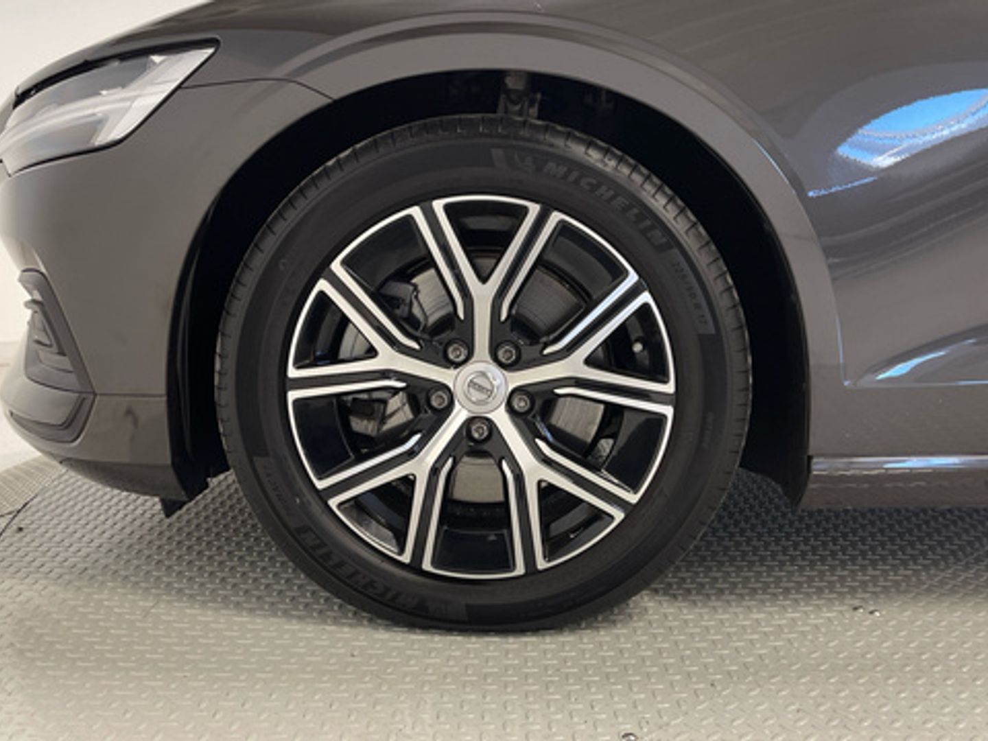 Volvo XC40 B4 G Core Auto 145 kW (197 CV)