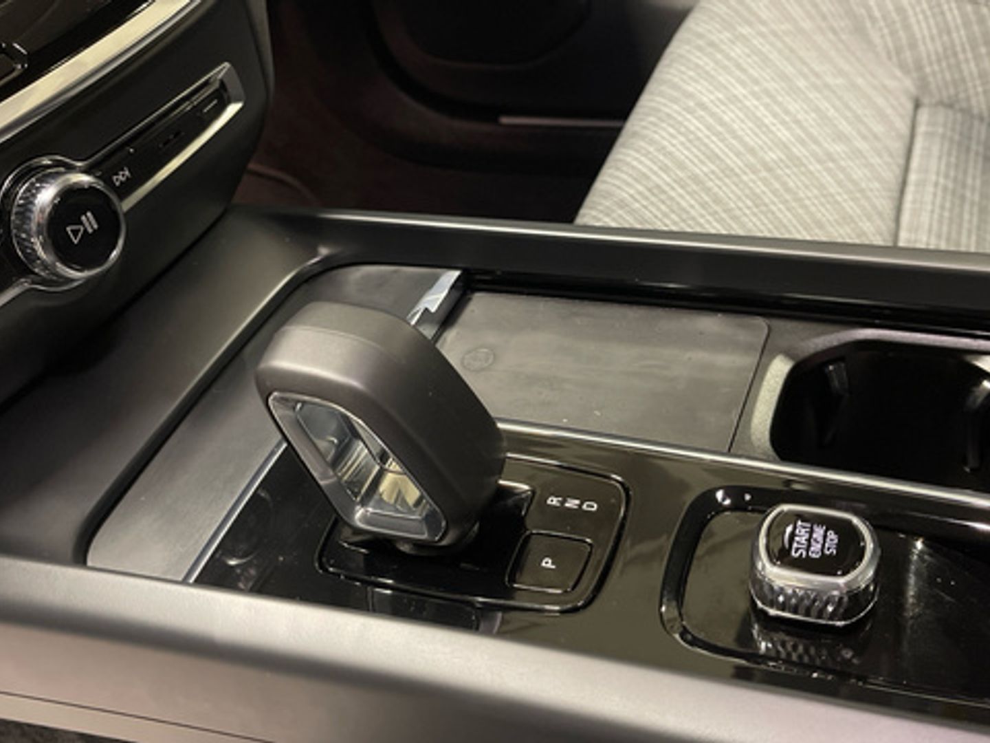 Volvo XC40 B4 G Core Auto 145 kW (197 CV)