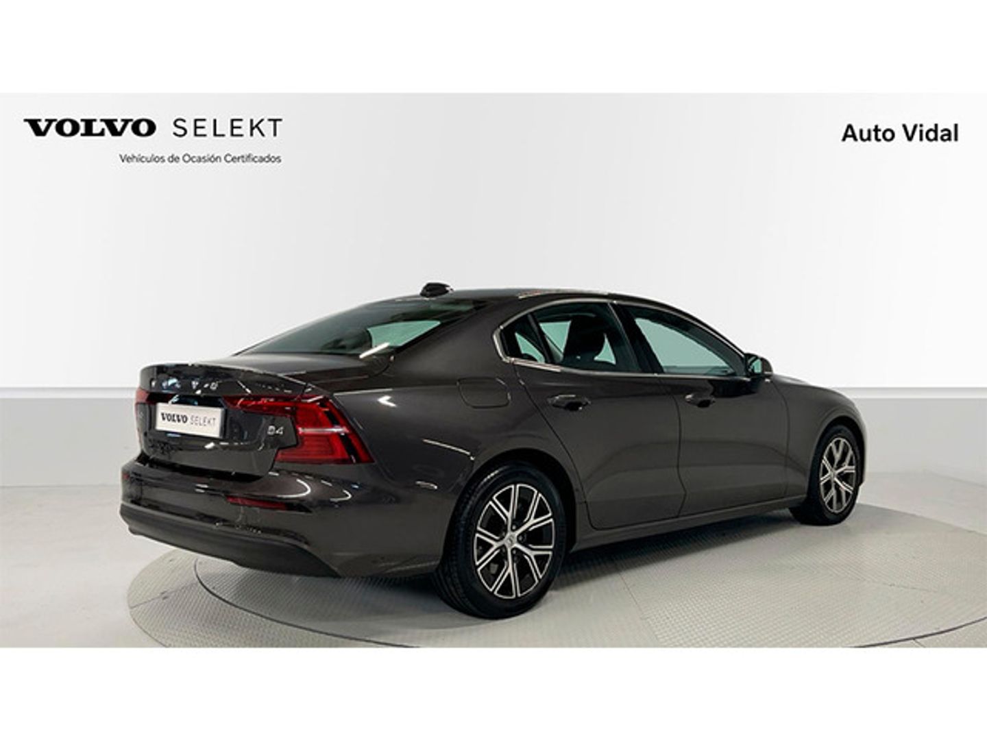 Volvo XC40 B4 G Core Auto 145 kW (197 CV)