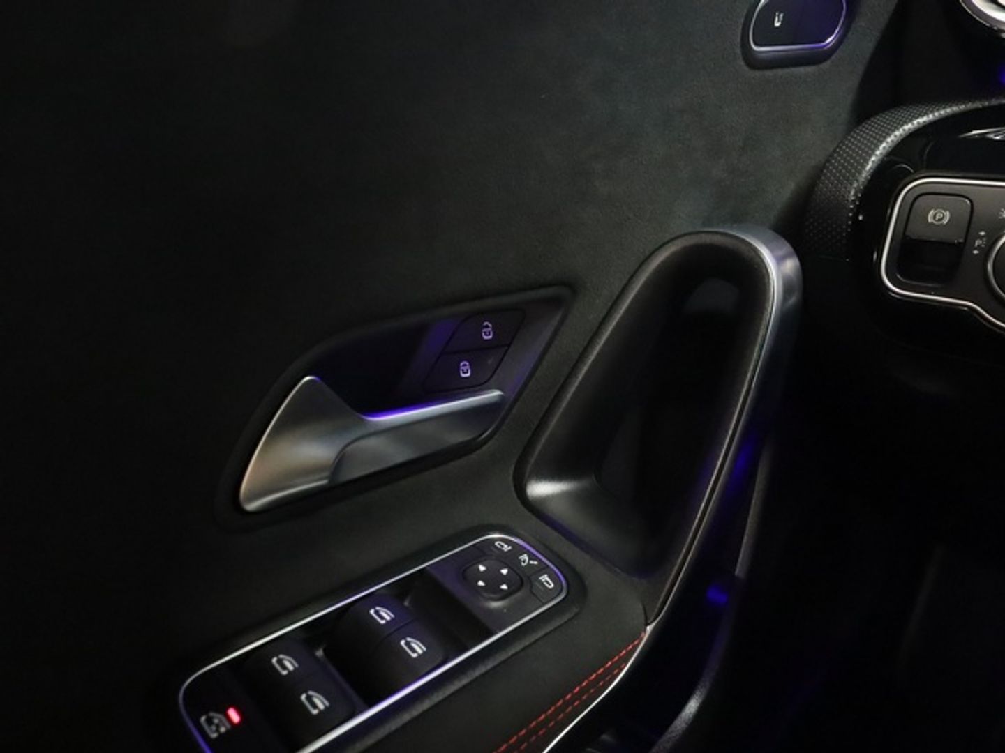Mercedes-Benz Clase A 180 100 kW (136 CV)