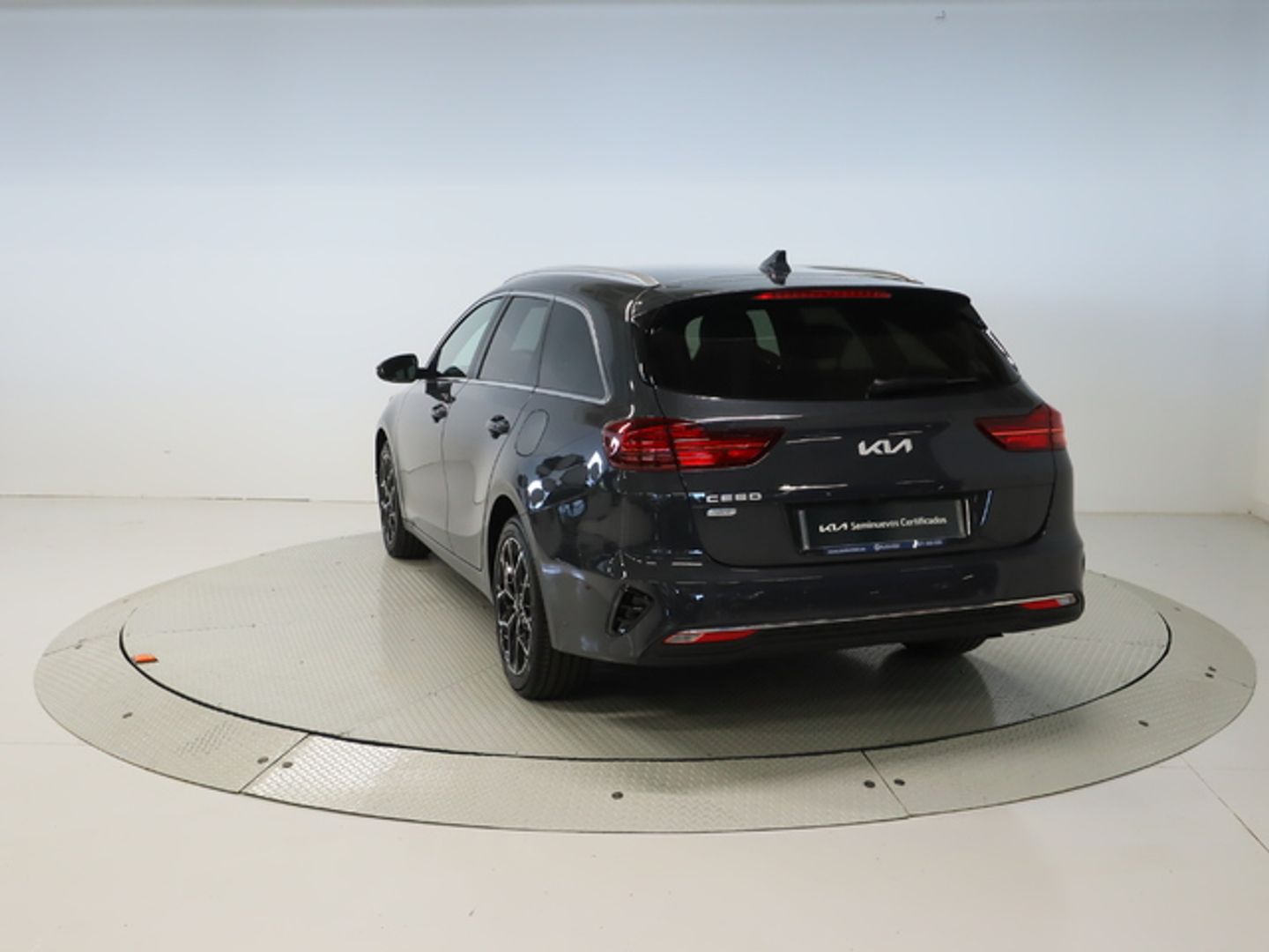 Kia Ceed Tourer 1.6 MHEV iMT GT Line DCT 100 kW (136 CV)