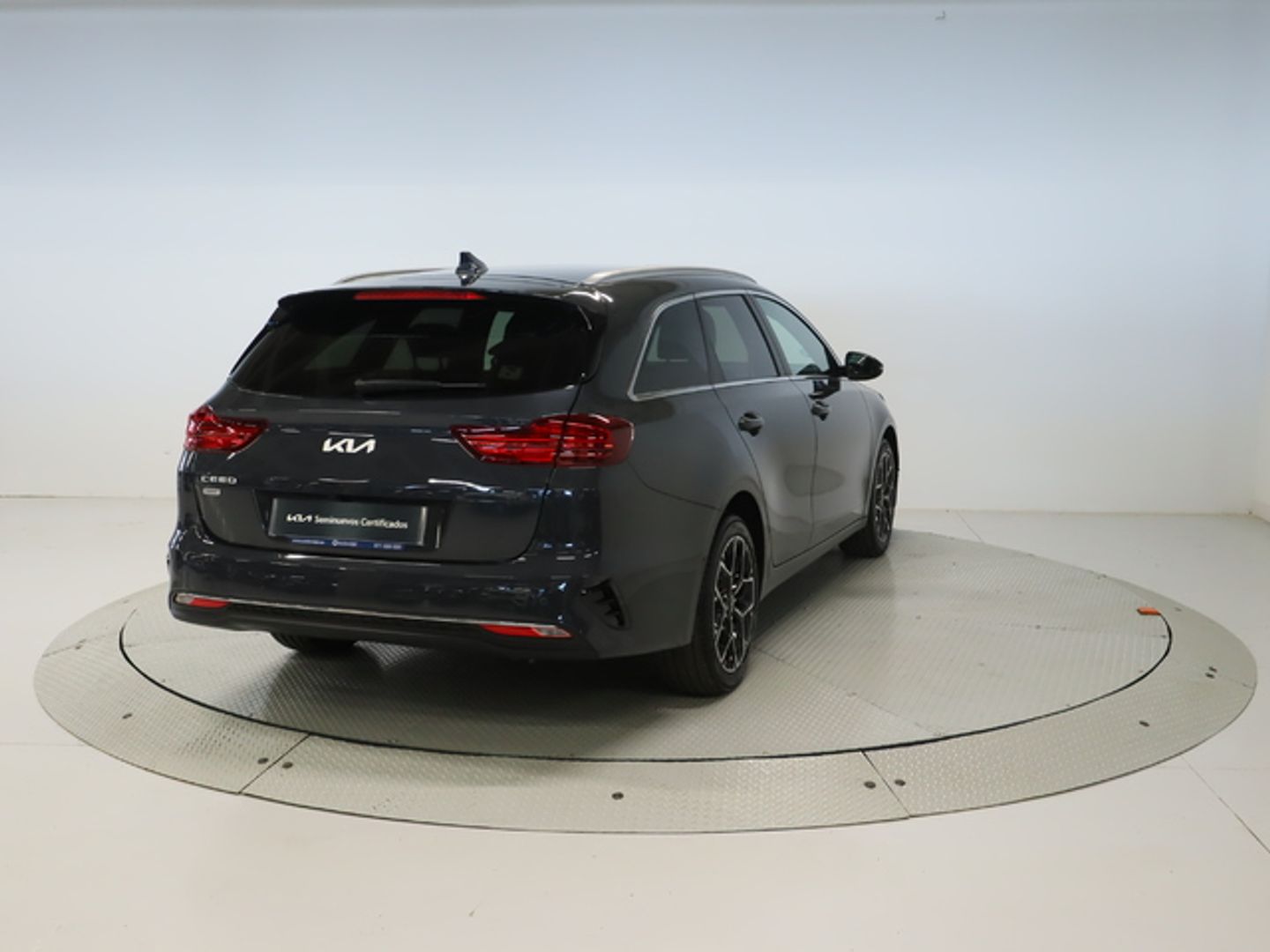 Kia Ceed Tourer 1.6 MHEV iMT GT Line DCT 100 kW (136 CV)