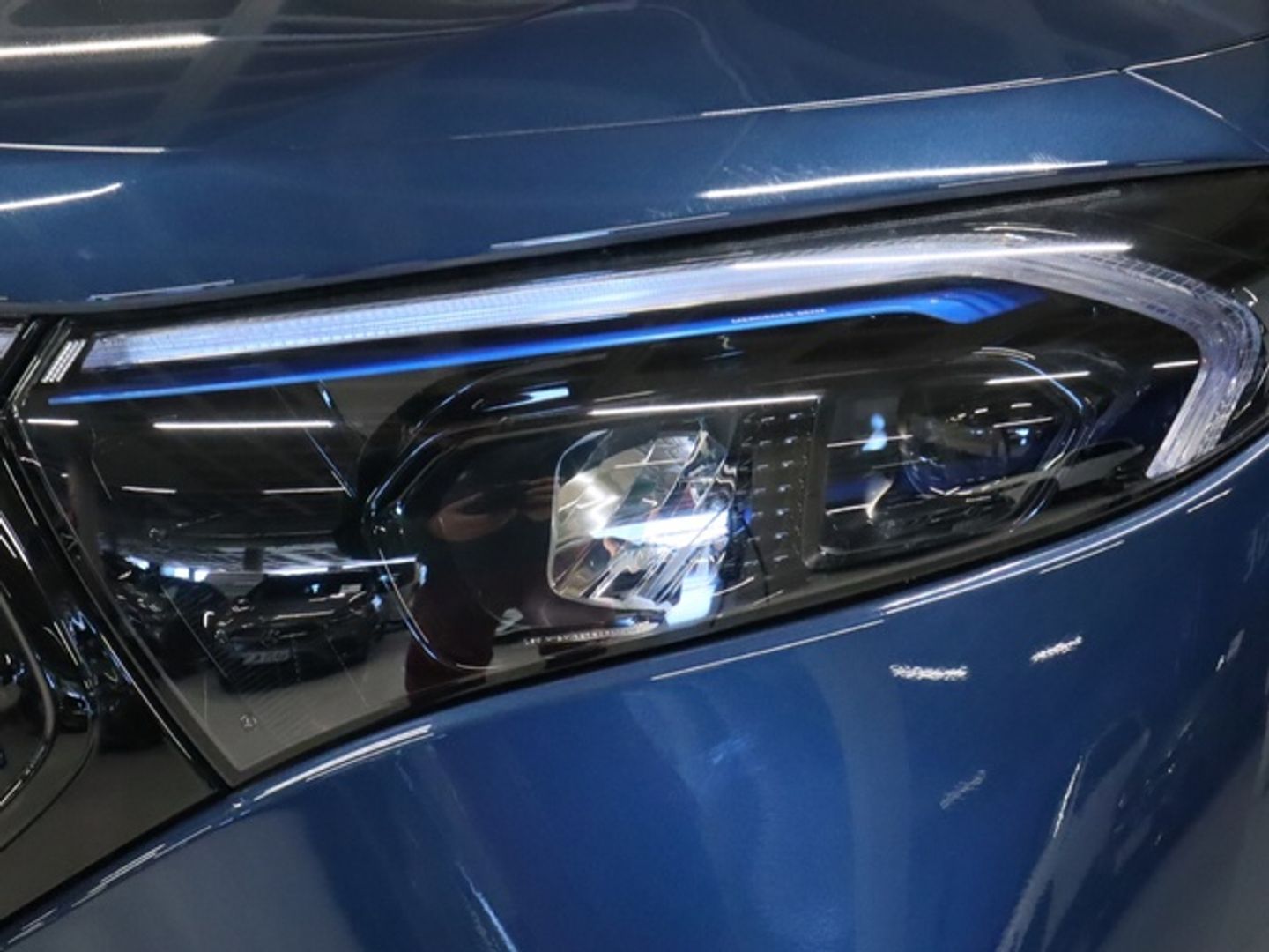 Mercedes-Benz EQB 300 4Matic 168 kW (228 CV)