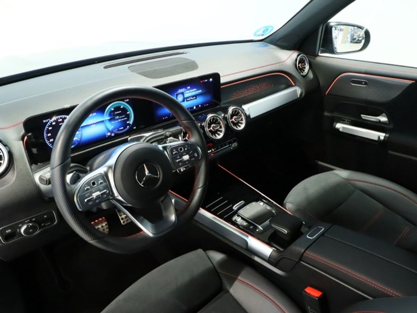 Mercedes-Benz EQB 300 4Matic 168 kW (228 CV)