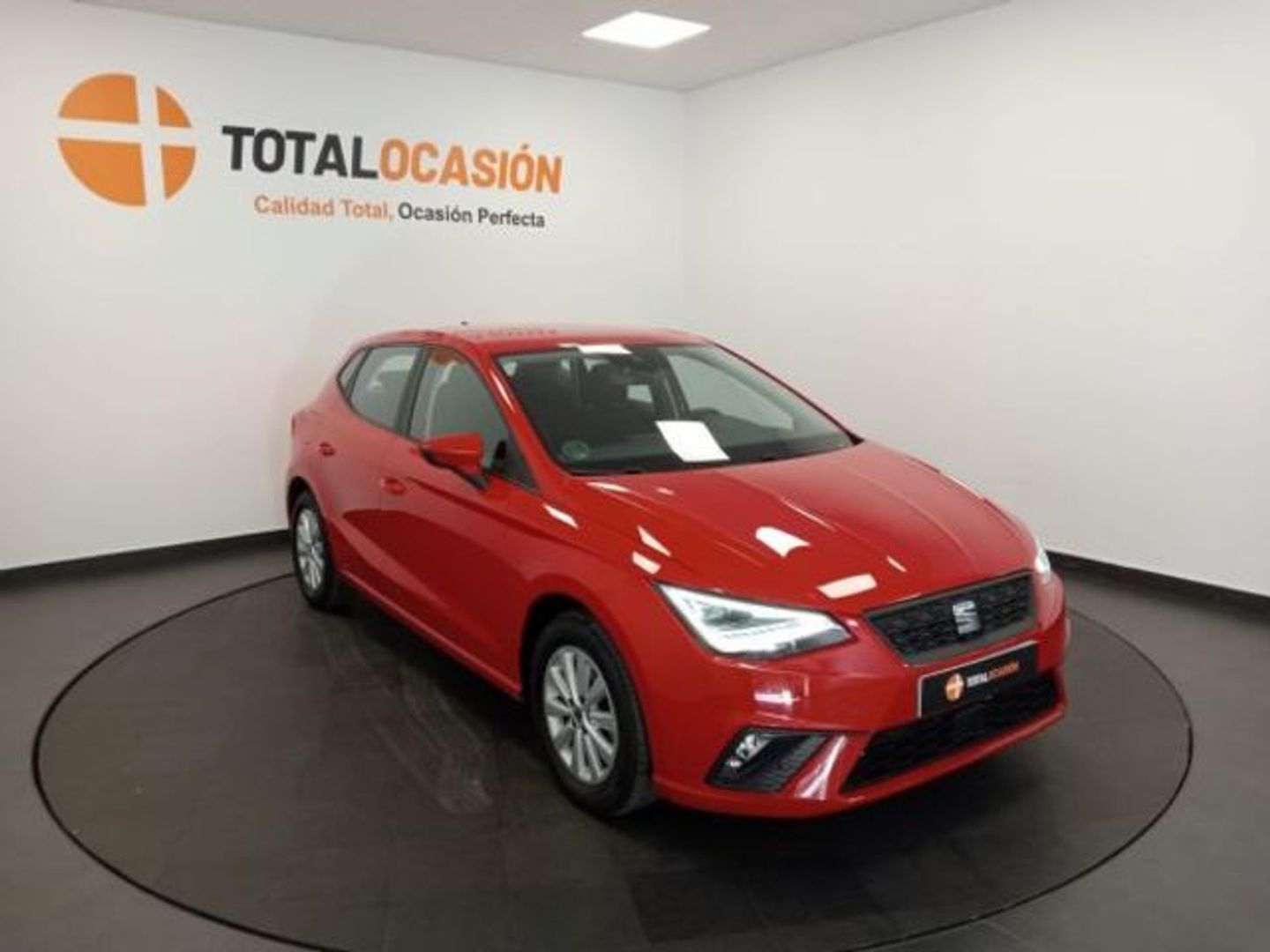 SEAT Ibiza 1.0 TSI Style Plus 81 kW (110 CV) Rojo Compact