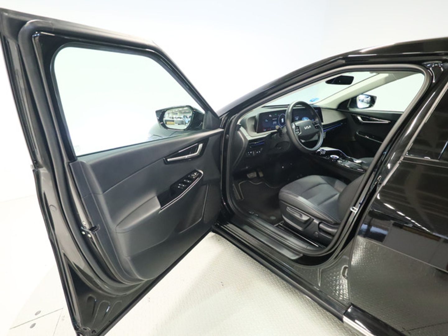 Kia EV6 Air 77kWh RWD (Long Range) 168 kW (229 CV)