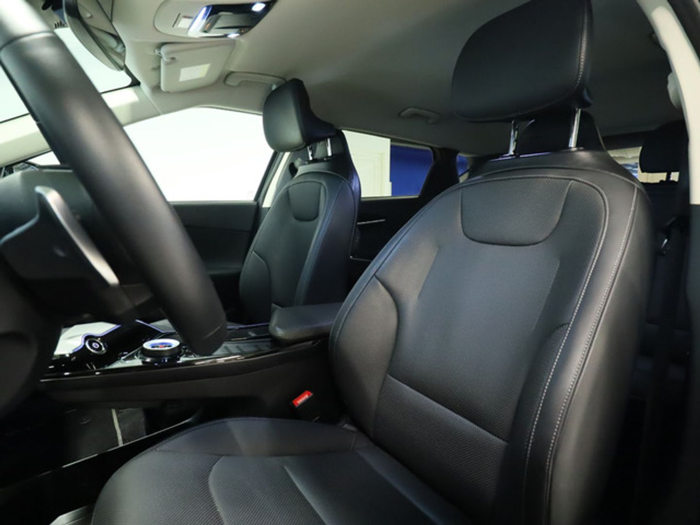Kia EV6 Air 77kWh RWD (Long Range) 168 kW (229 CV)
