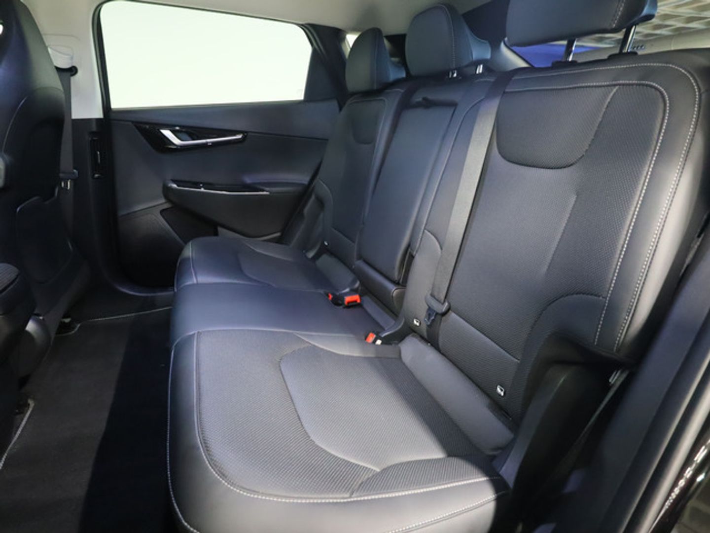 Kia EV6 Air 77kWh RWD (Long Range) 168 kW (229 CV)