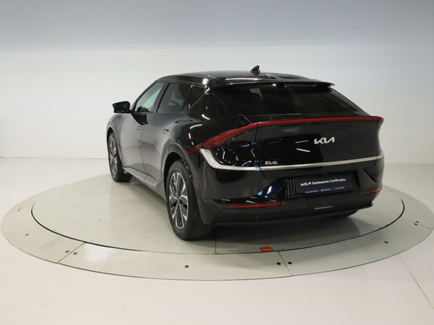 Kia EV6 Air 77kWh RWD (Long Range) 168 kW (229 CV)