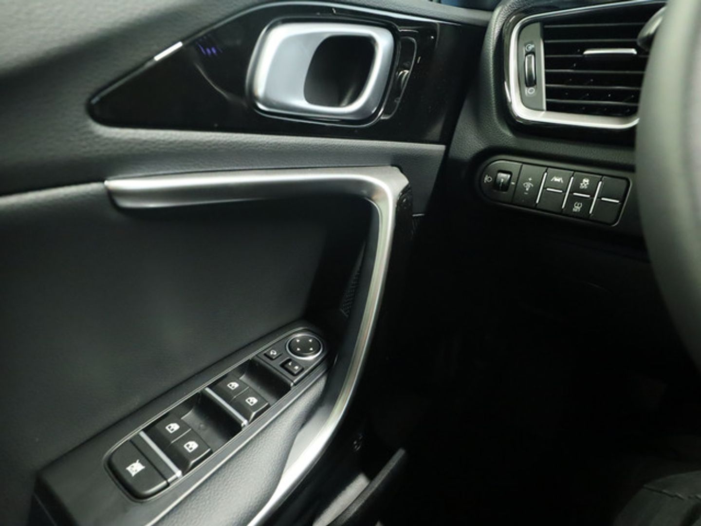 Kia Ceed 1.0 T-GDi Tech 74 kW (100 CV)