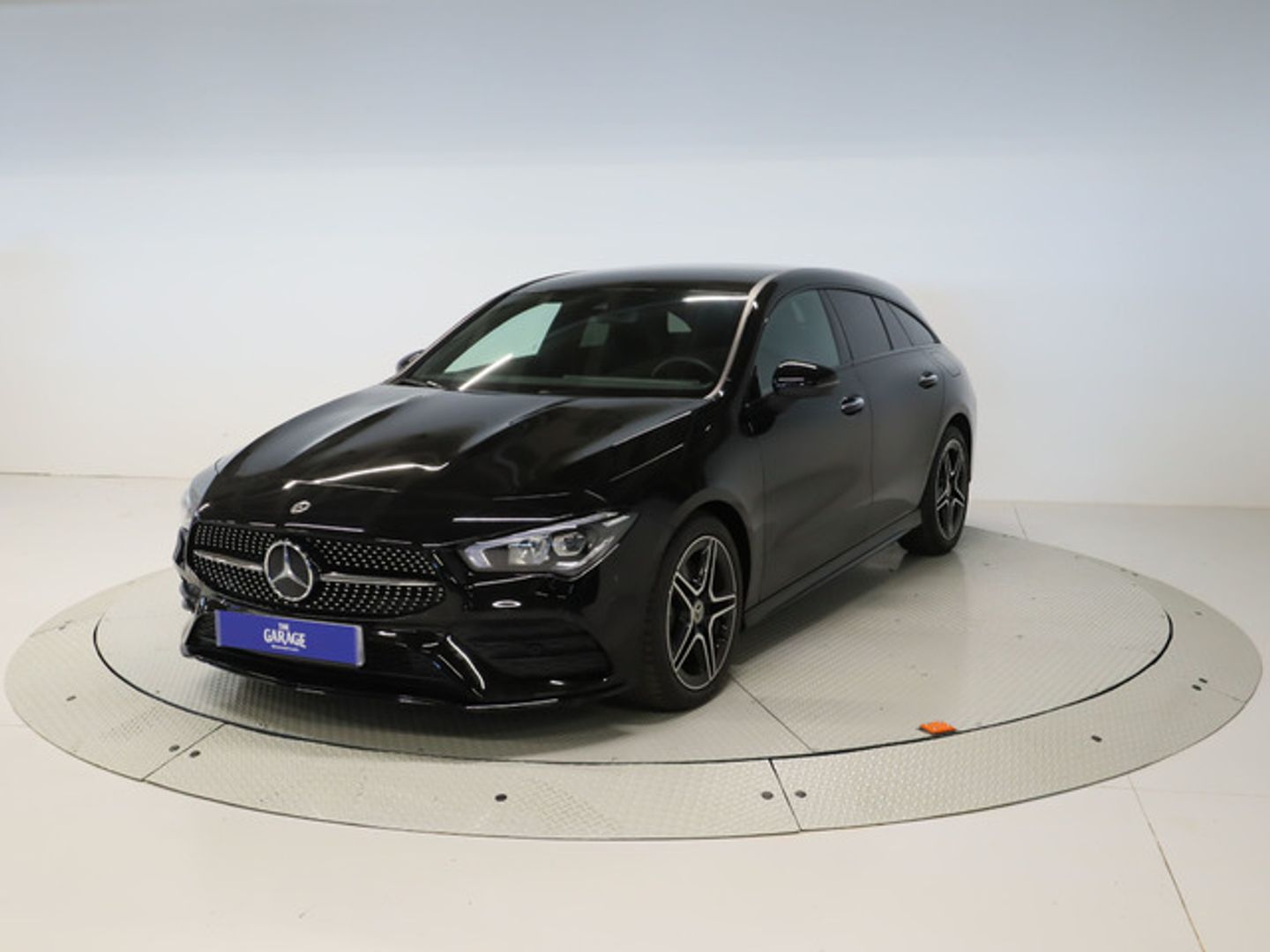 Mercedes-Benz CLA Shooting Brake CLA 200 d 110 kW (150 CV) Negro Familiar