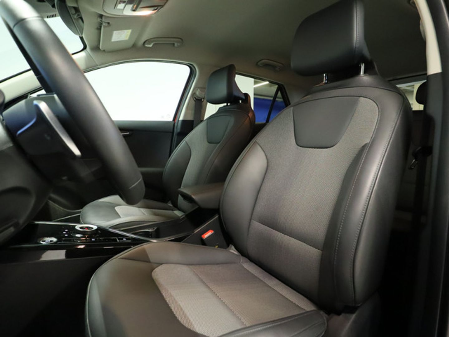 Kia e-Niro Drive (Long Range) 150 kW (204 CV)