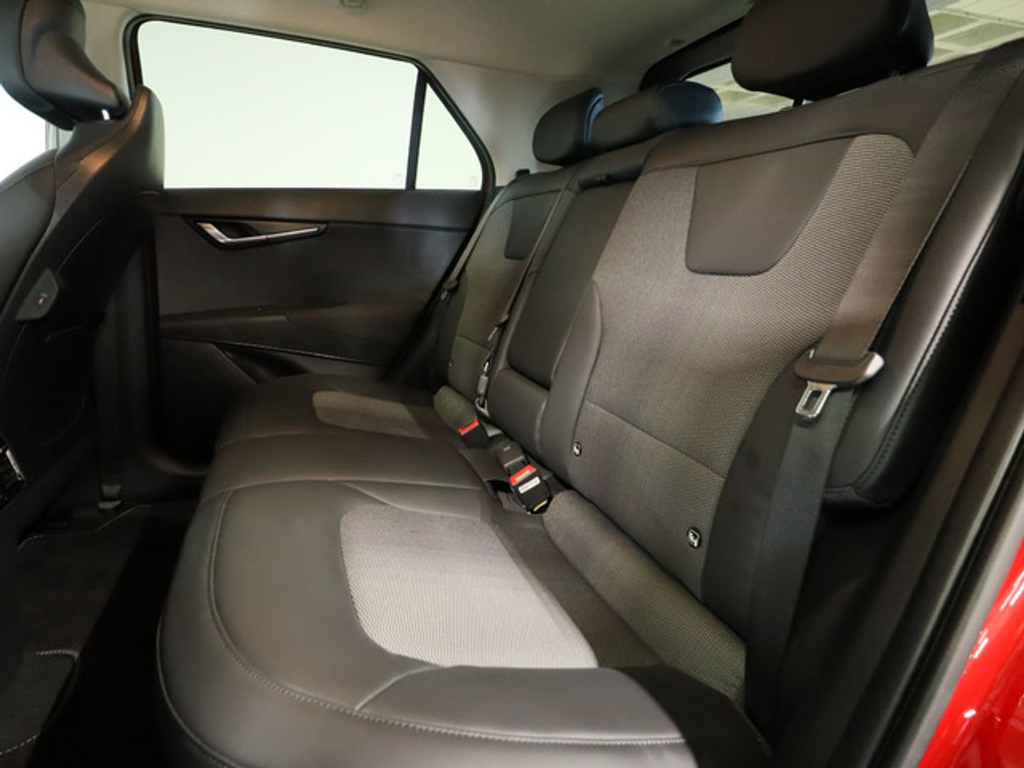 Kia e-Niro Drive (Long Range) 150 kW (204 CV)
