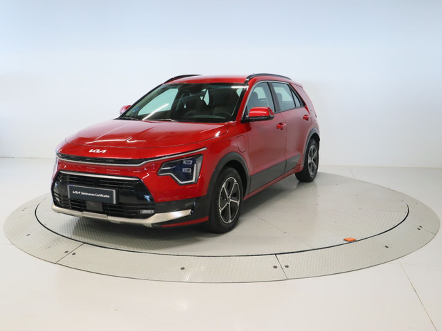 Kia Niro 1.6 GDi PHEV Drive 135 kW (183 CV) Rojo Sedan