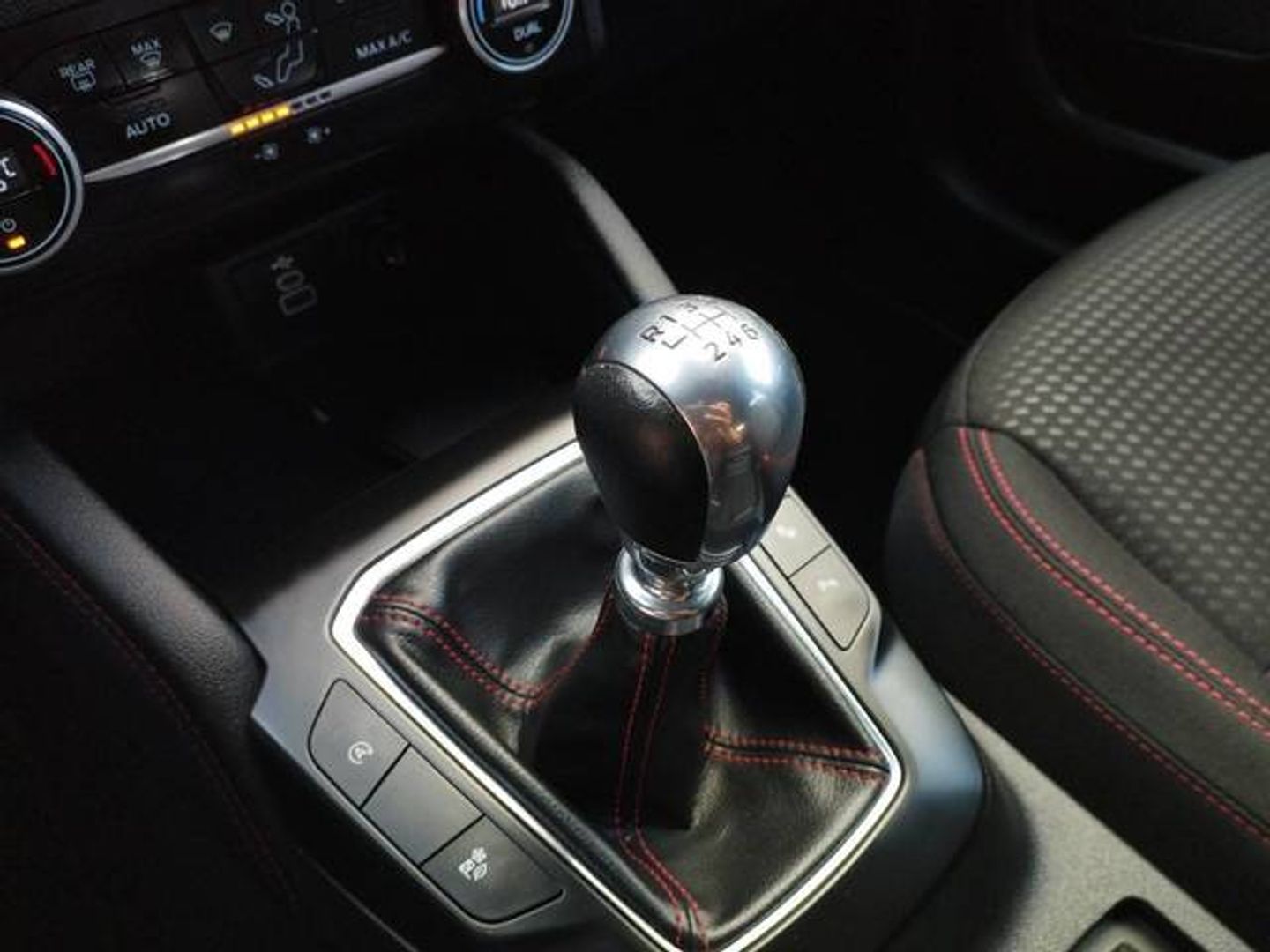 Ford Kuga 1.5 EcoBoost S&S ST-Line 4x2 110 kW (150 CV)