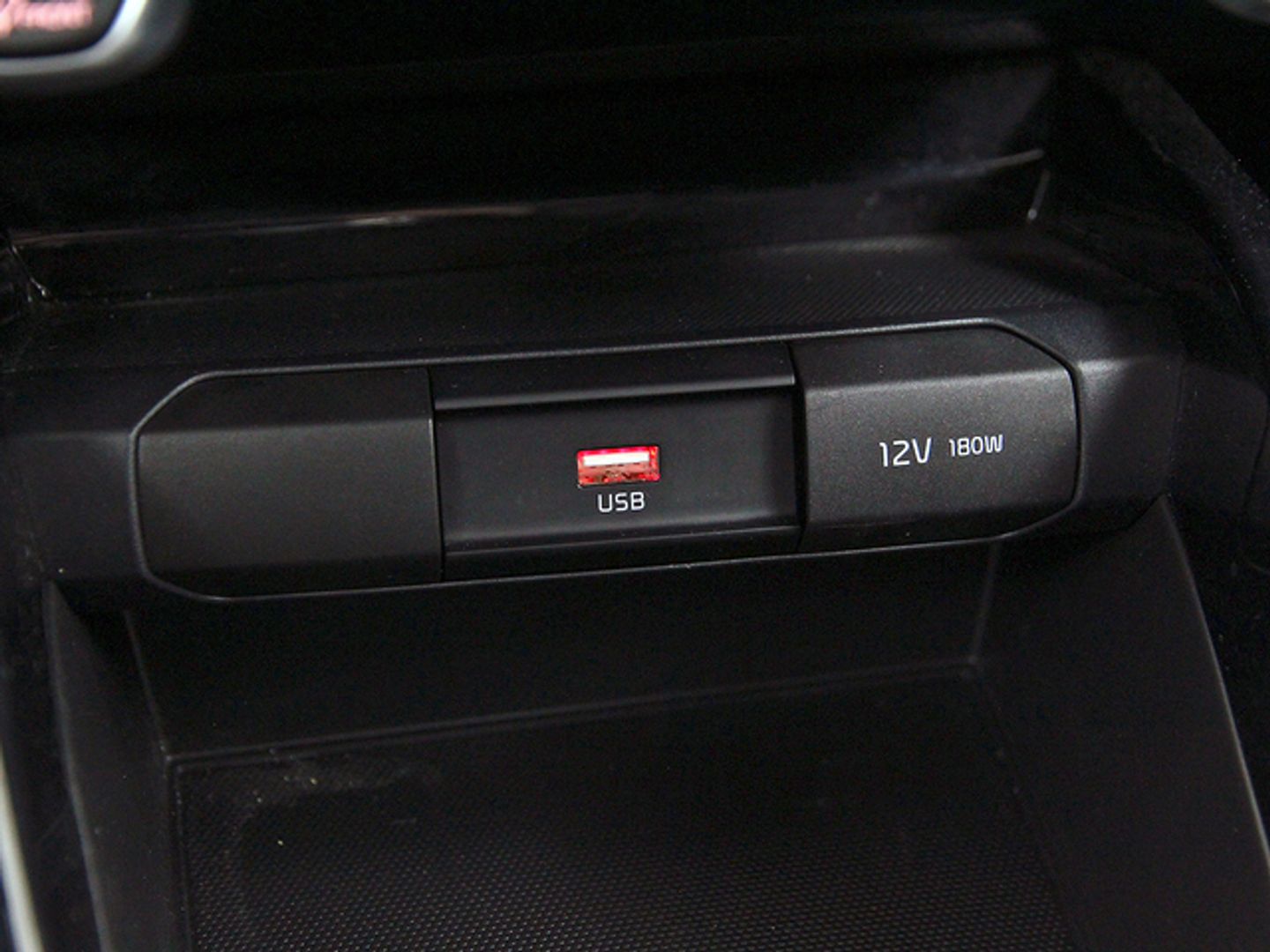 Kia Stonic 1.0 T-GDi MHEV Drive iMT 88 kW (120 CV)