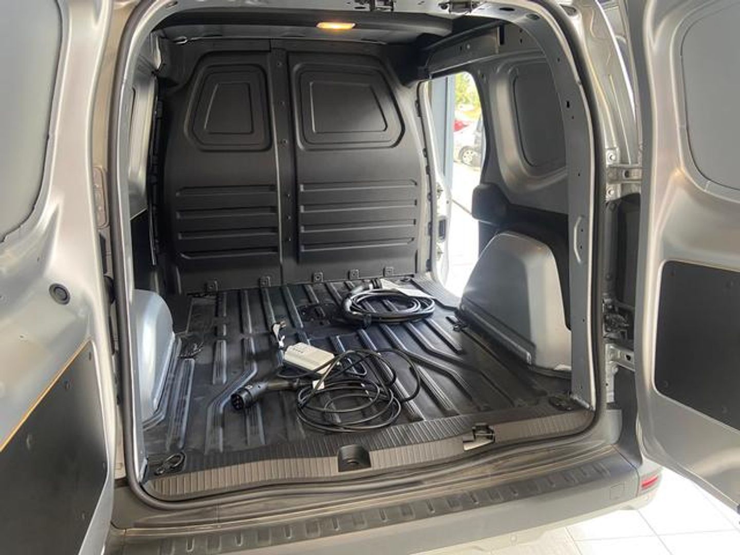 Nissan Townstar Furgon 45kWh Profesional L1 90 kW (122 CV)
