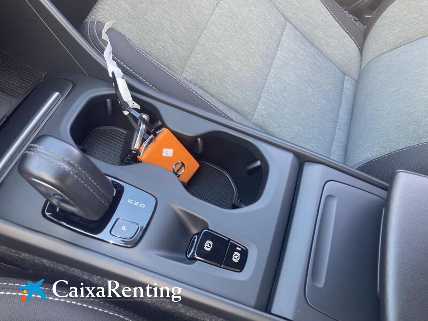 Volvo XC40 T2 Momentum Pro Auto 95 kW (129 CV)