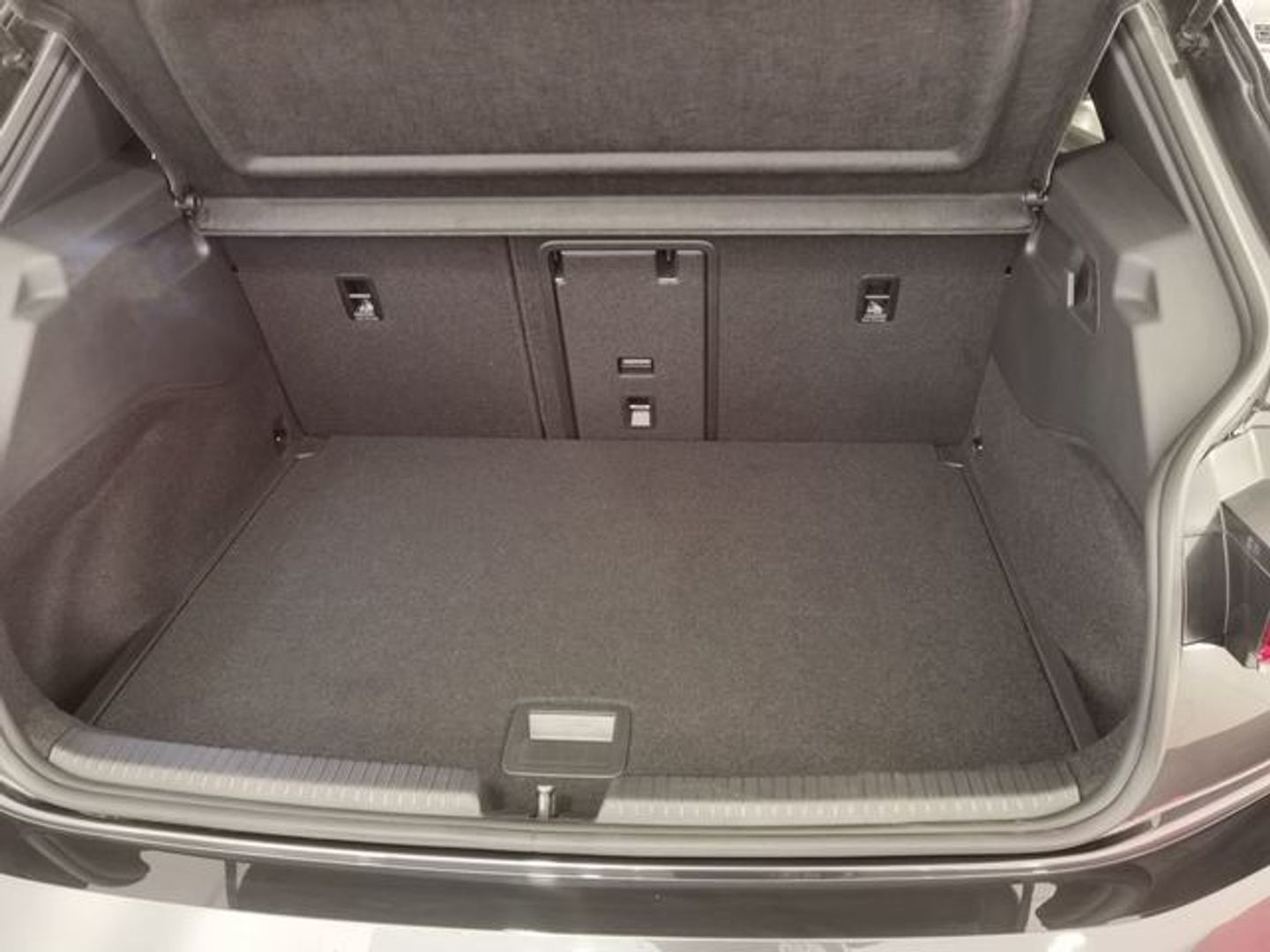 CUPRA Born 58 kWh 150 kW (204 CV)
