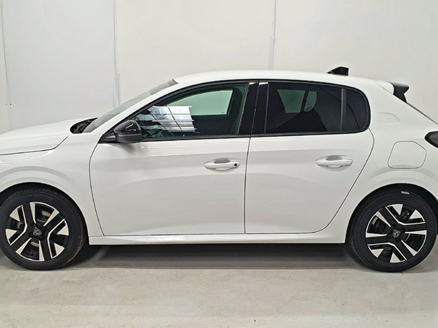 Peugeot 208 PureTech 100 Allure 75 kW (100 CV)