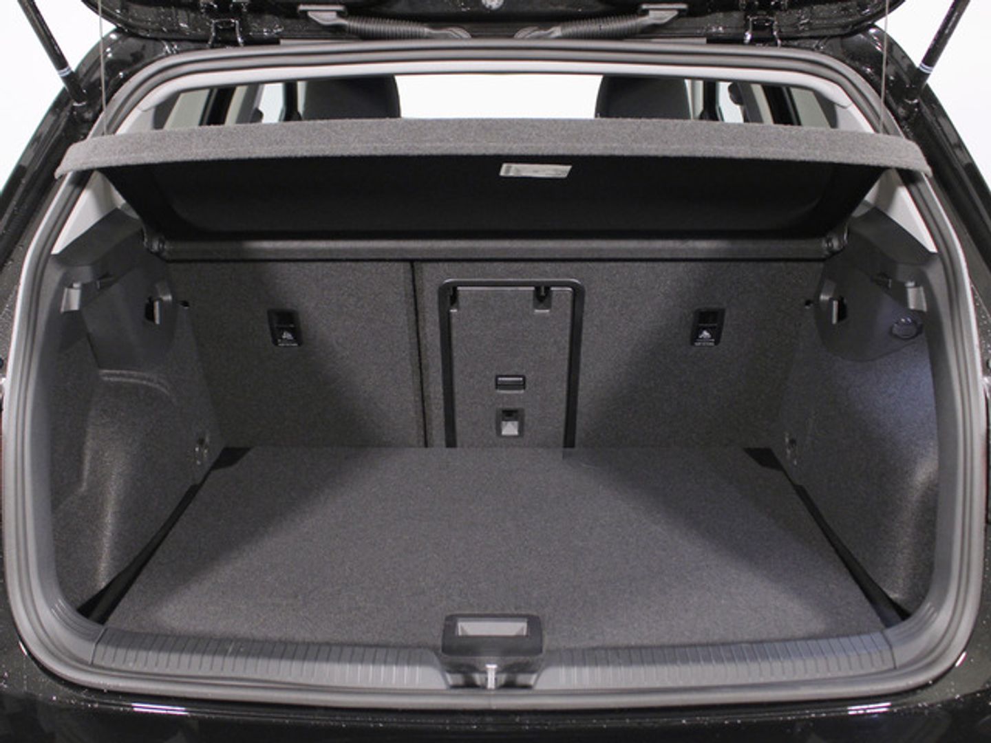 Volkswagen Golf ``Más`` 1.5 eTSI 85 kW (116 CV) DSG