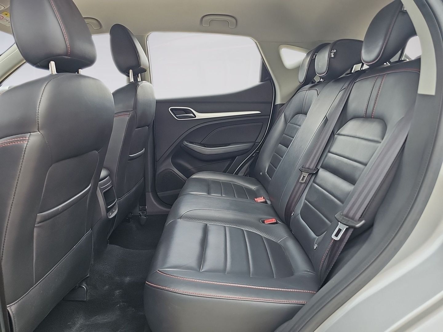 MG ZS 1.5 Luxury 78 kW (106 CV)