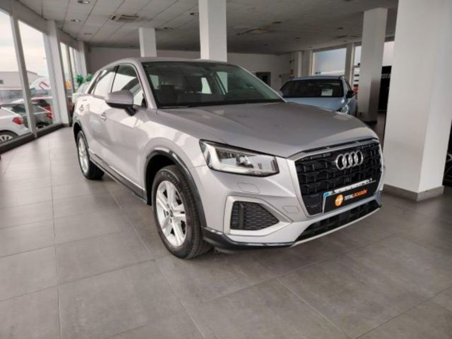Audi Q2 Advanced 30 TFSI 81 kW (110 CV) Gris Plata SUV