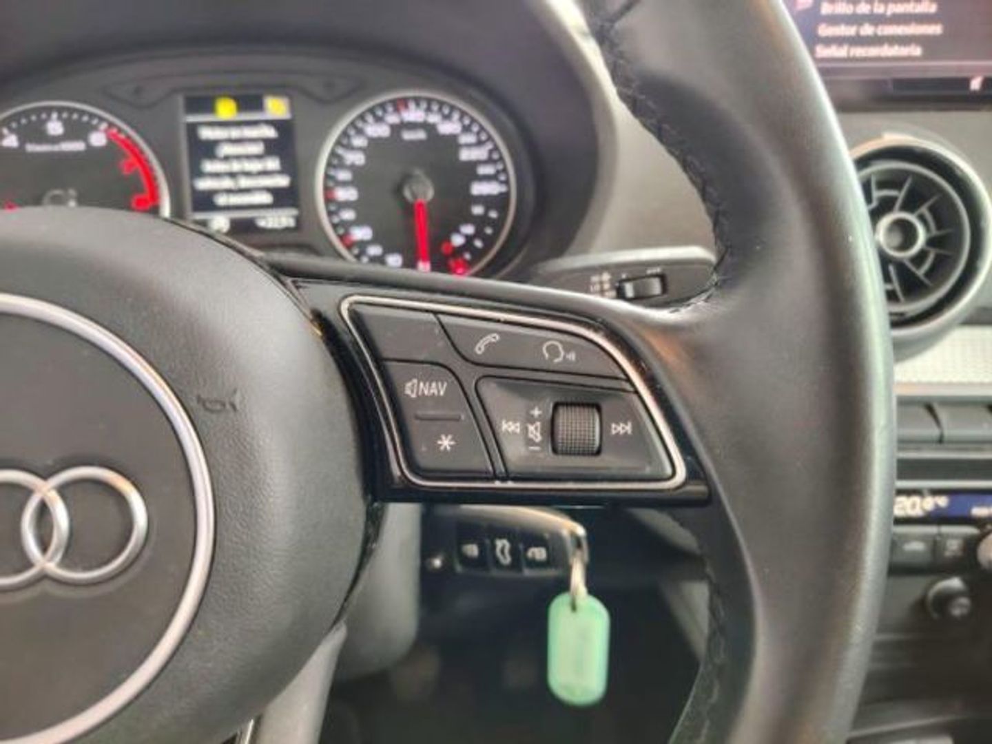 Audi Q2 Advanced 30 TFSI 81 kW (110 CV)