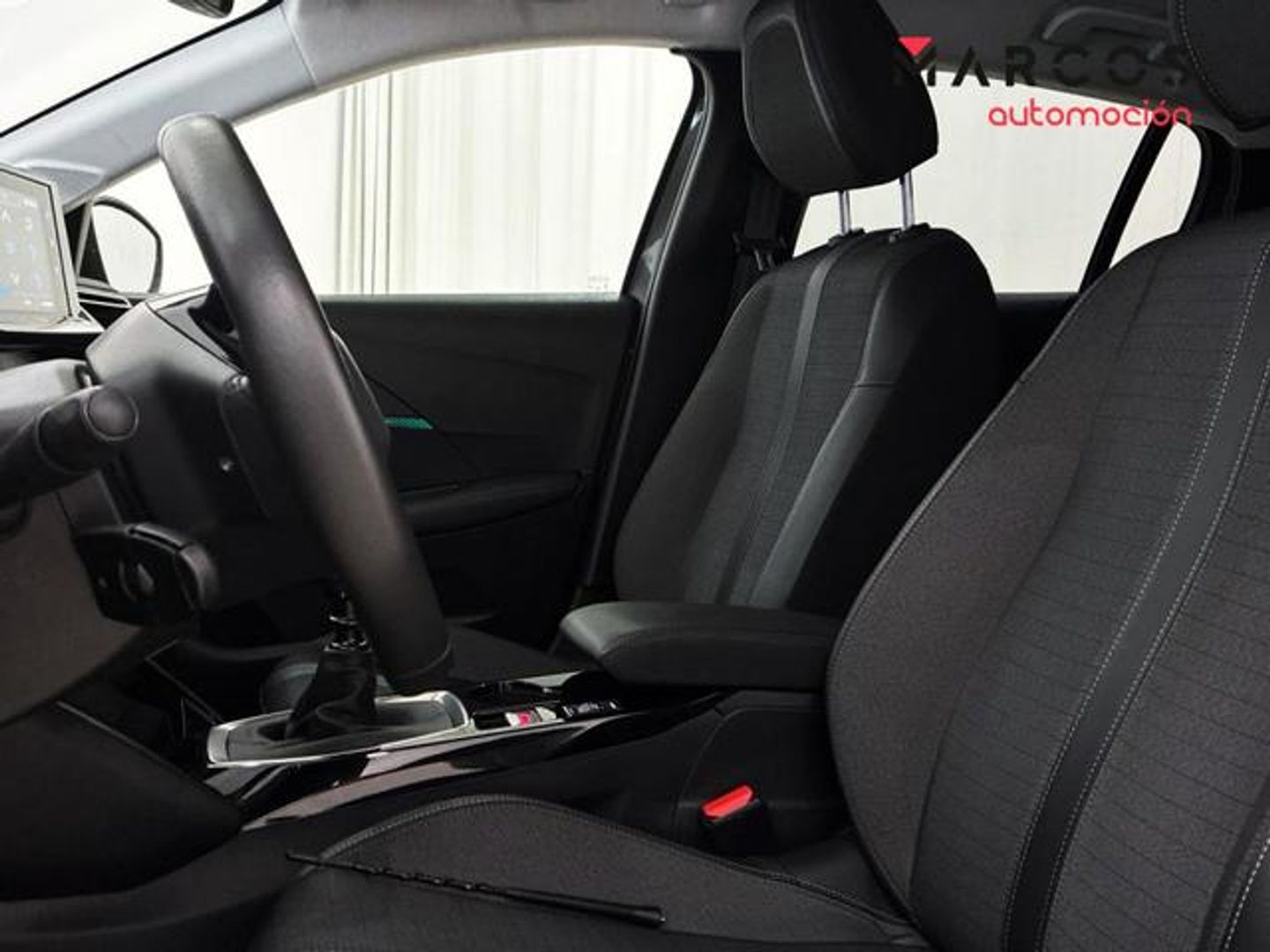 Peugeot 208 PureTech 100 Allure 75 kW (100 CV)
