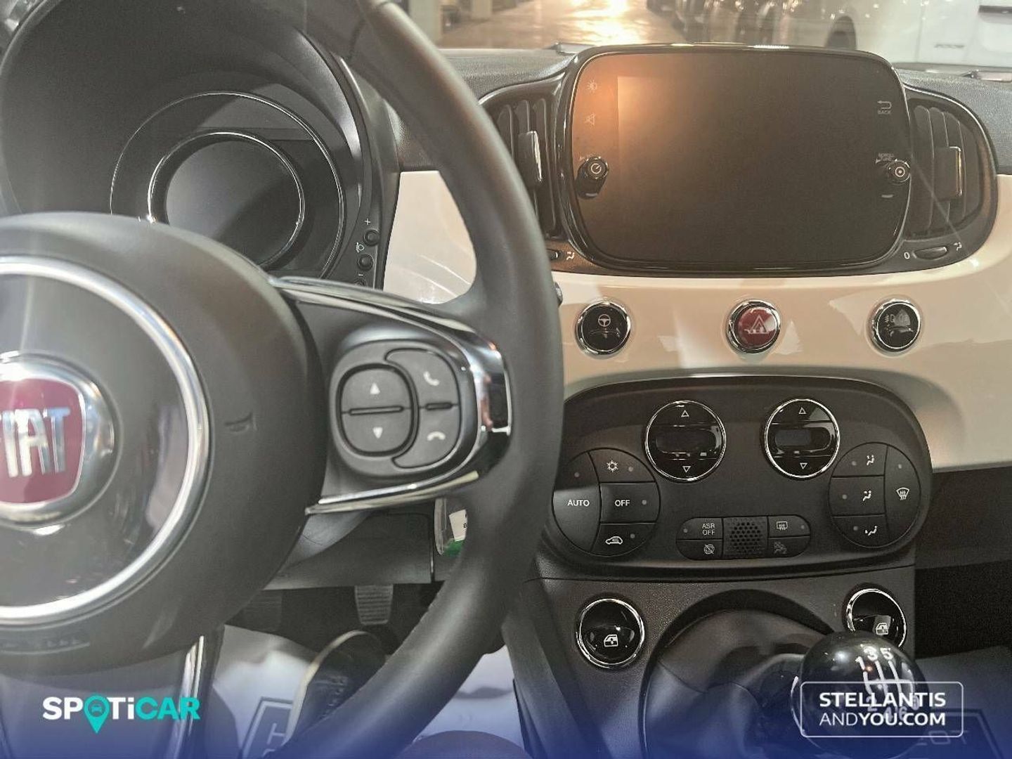 Fiat 500 1.0 Hybrid Dolcevita 51 kW (70 CV)