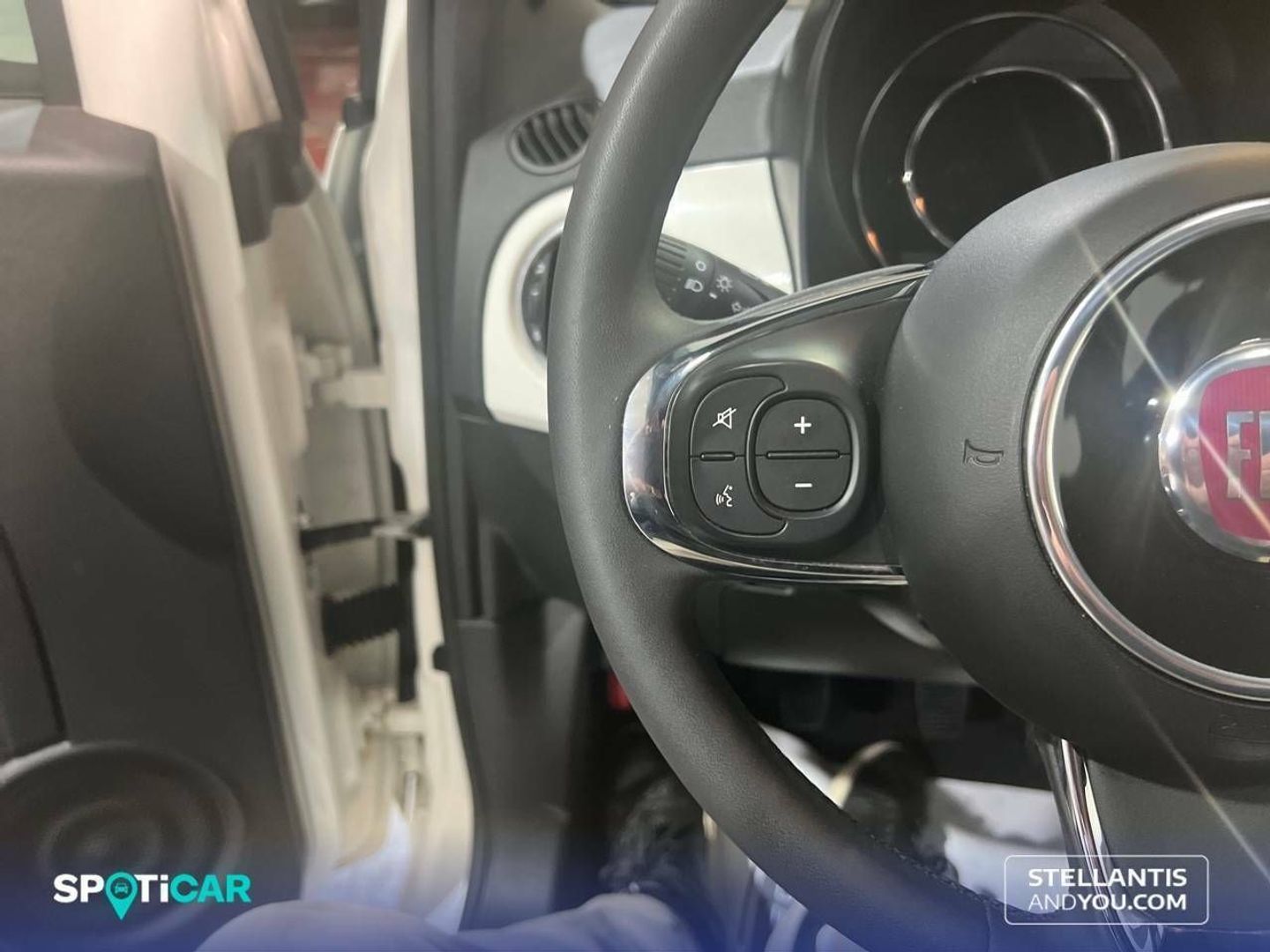 Fiat 500 1.0 Hybrid Dolcevita 51 kW (70 CV)